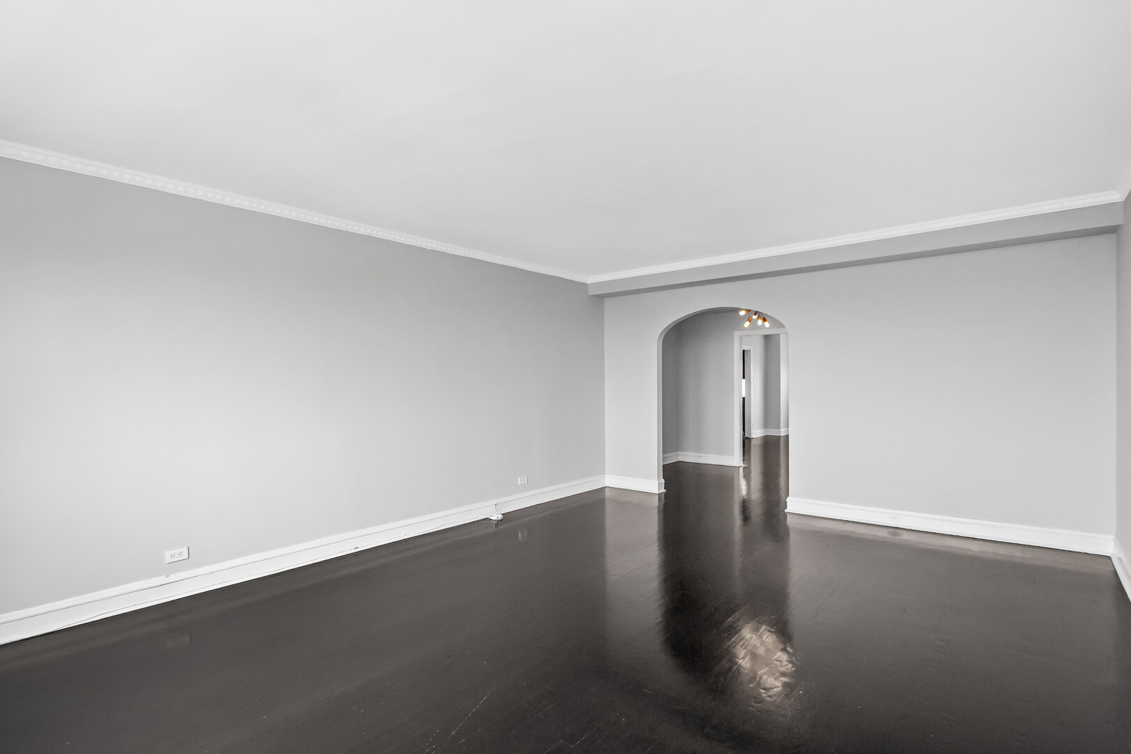 4300 N MARINE Drive Unit: 1606