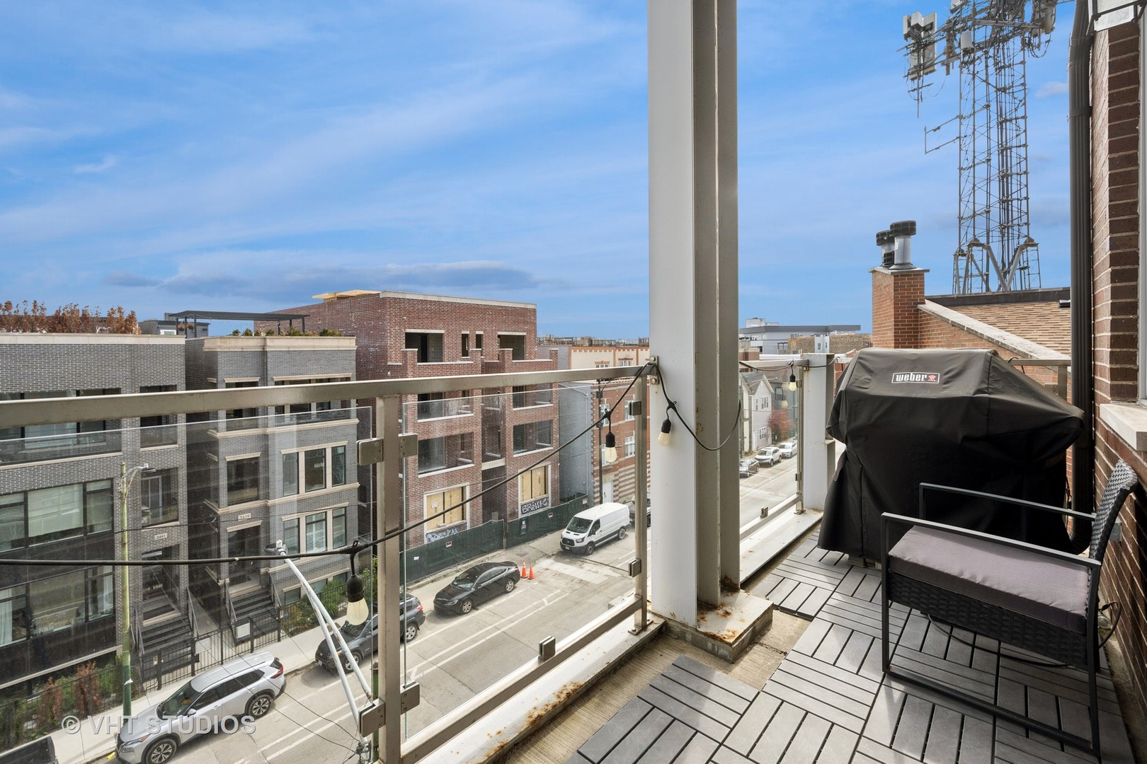 2442 N Clybourn Avenue Unit: 5S