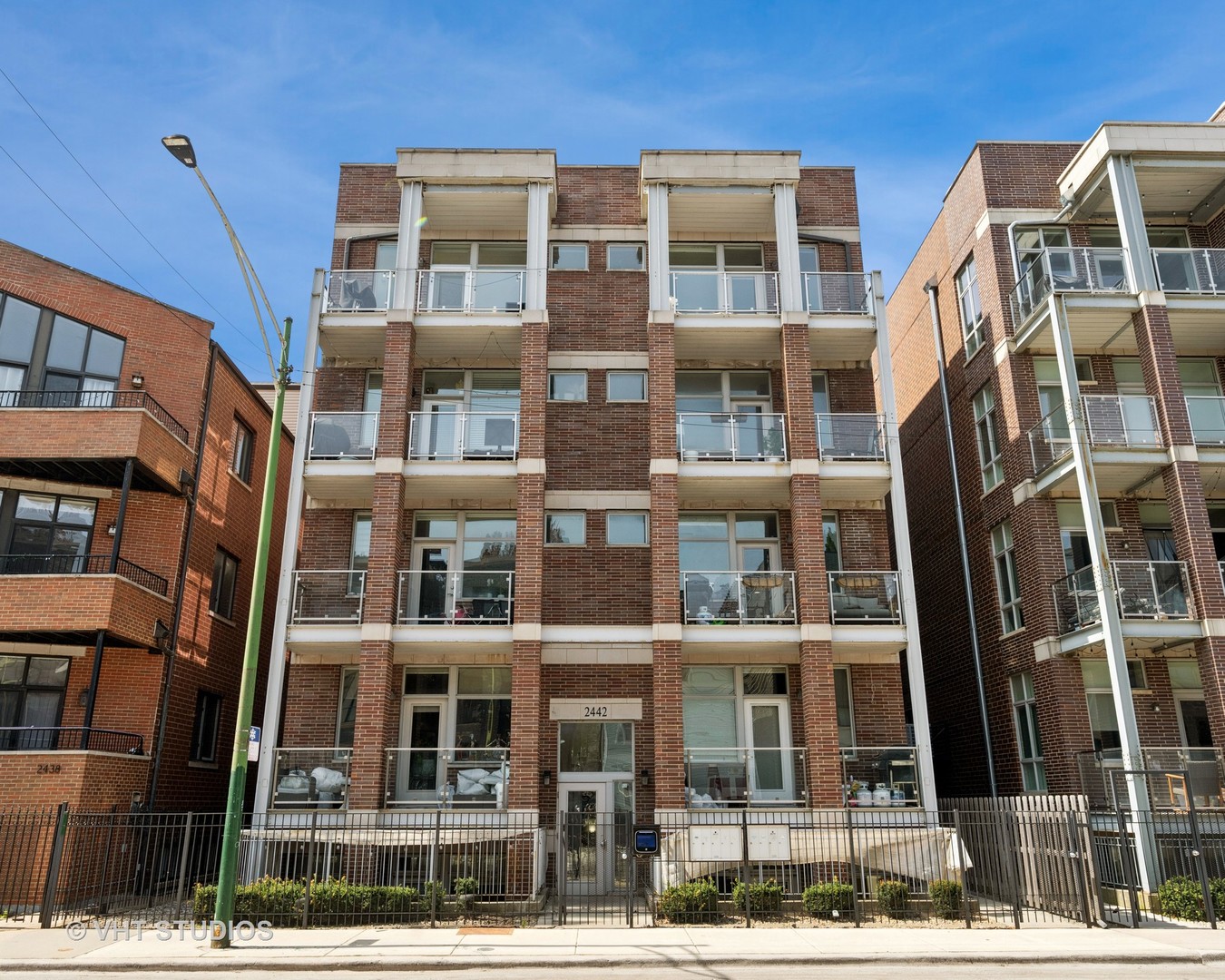 2442 N Clybourn Avenue Unit: 5S
