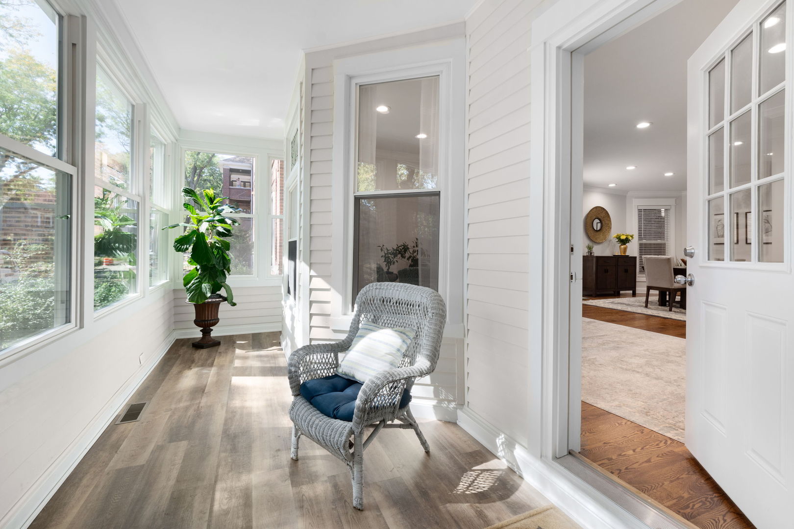 1432 W Hollywood Avenue