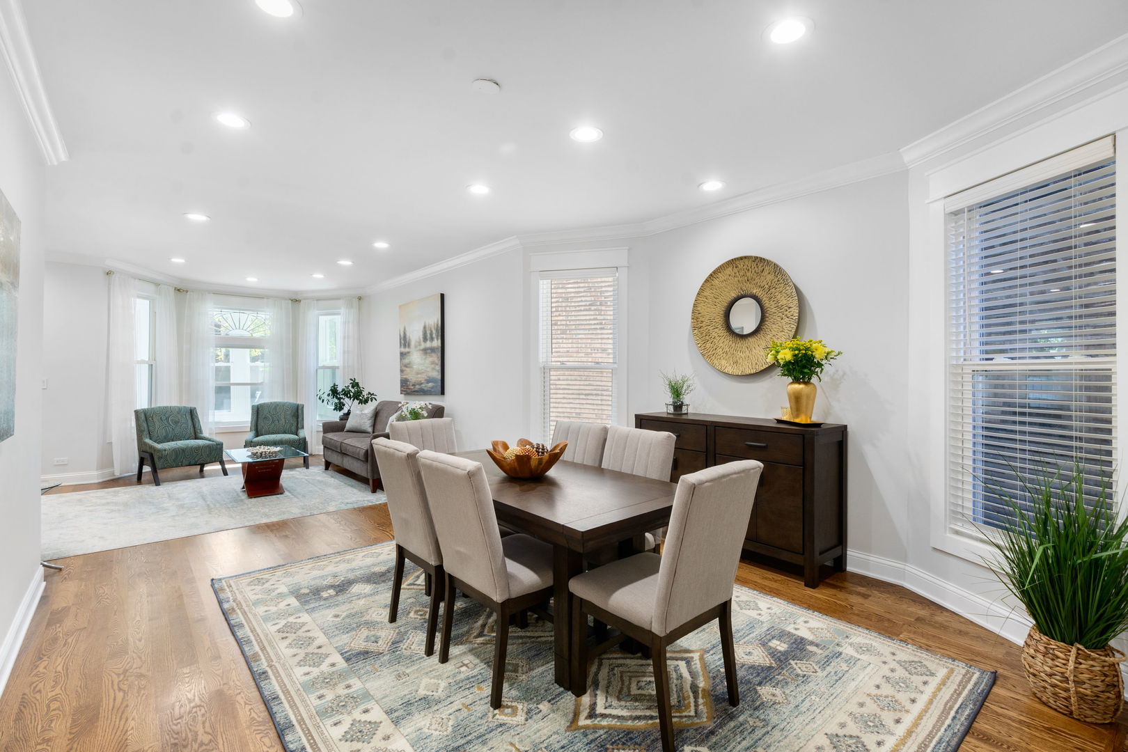 1432 W Hollywood Avenue