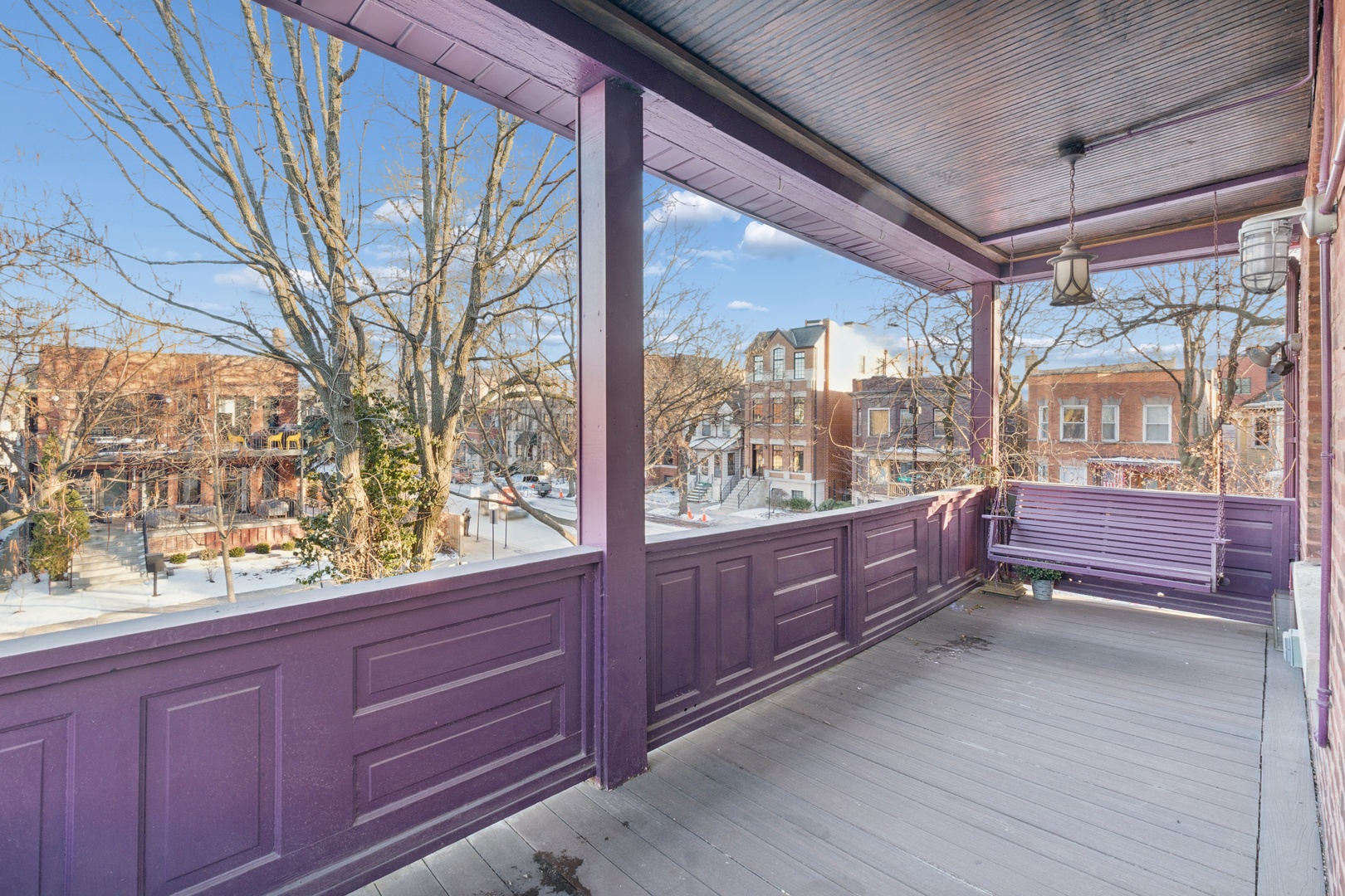 5202 N Lakewood Avenue Unit: 2