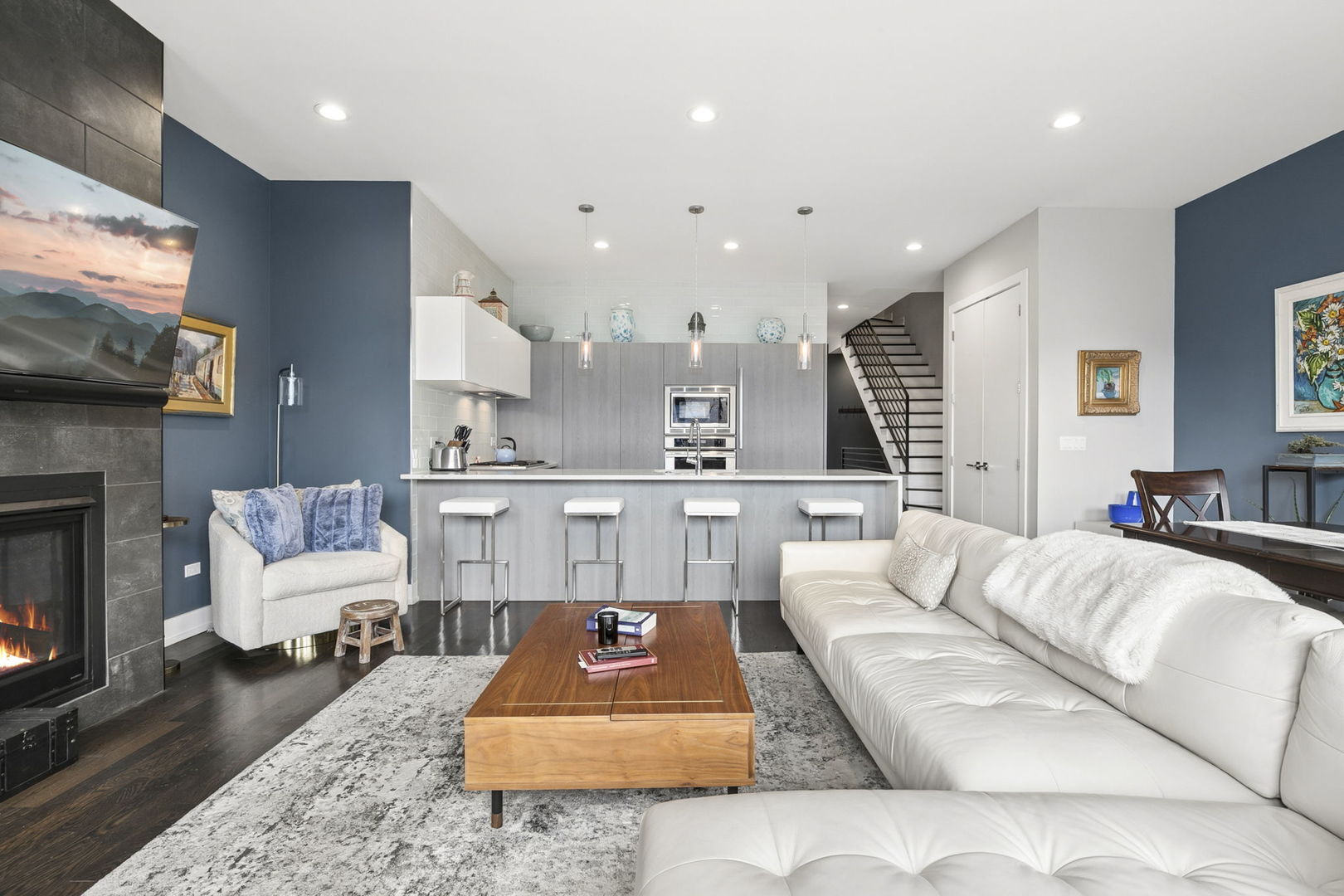 1355 W Winnemac Avenue Unit: 3