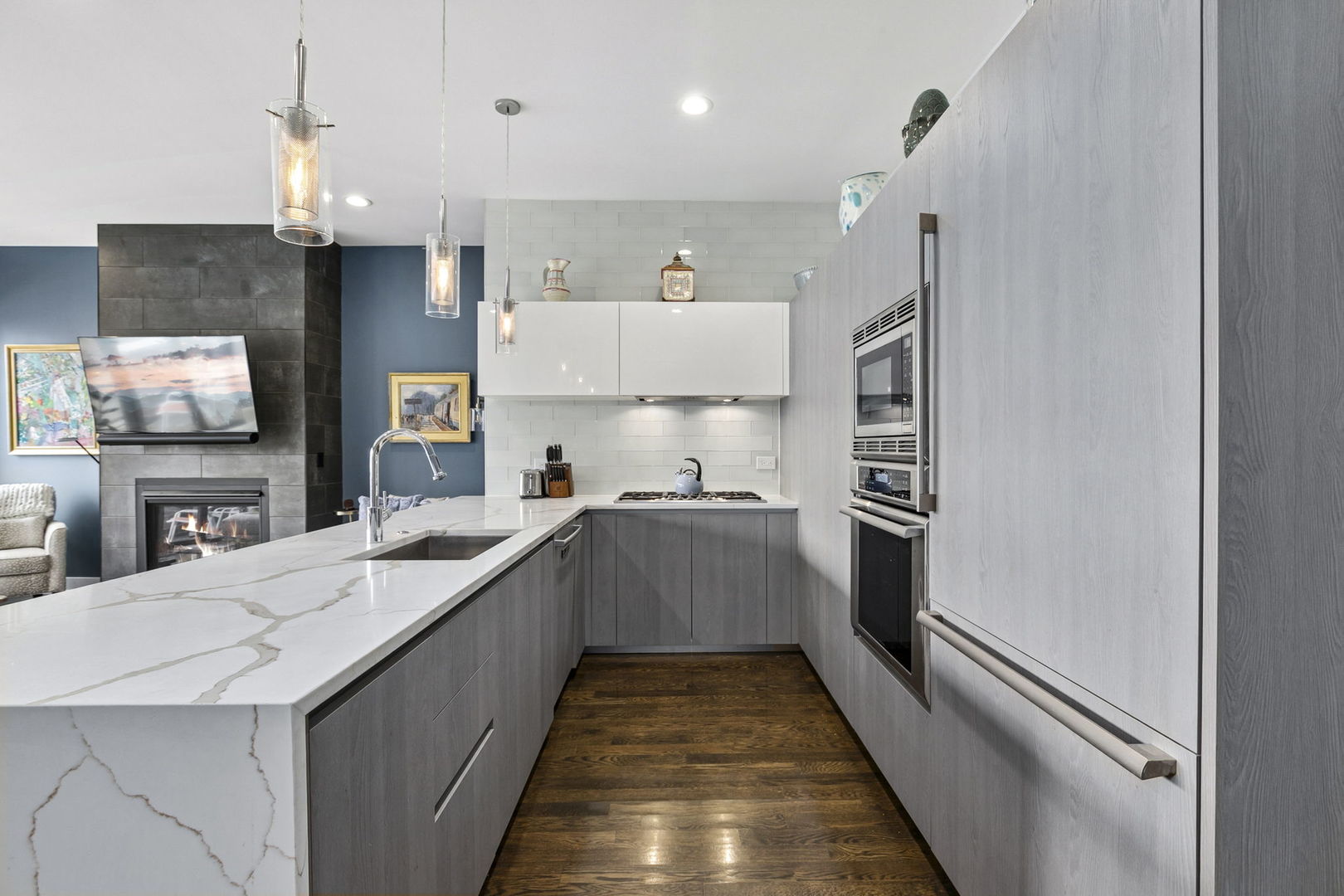 1355 W Winnemac Avenue Unit: 3