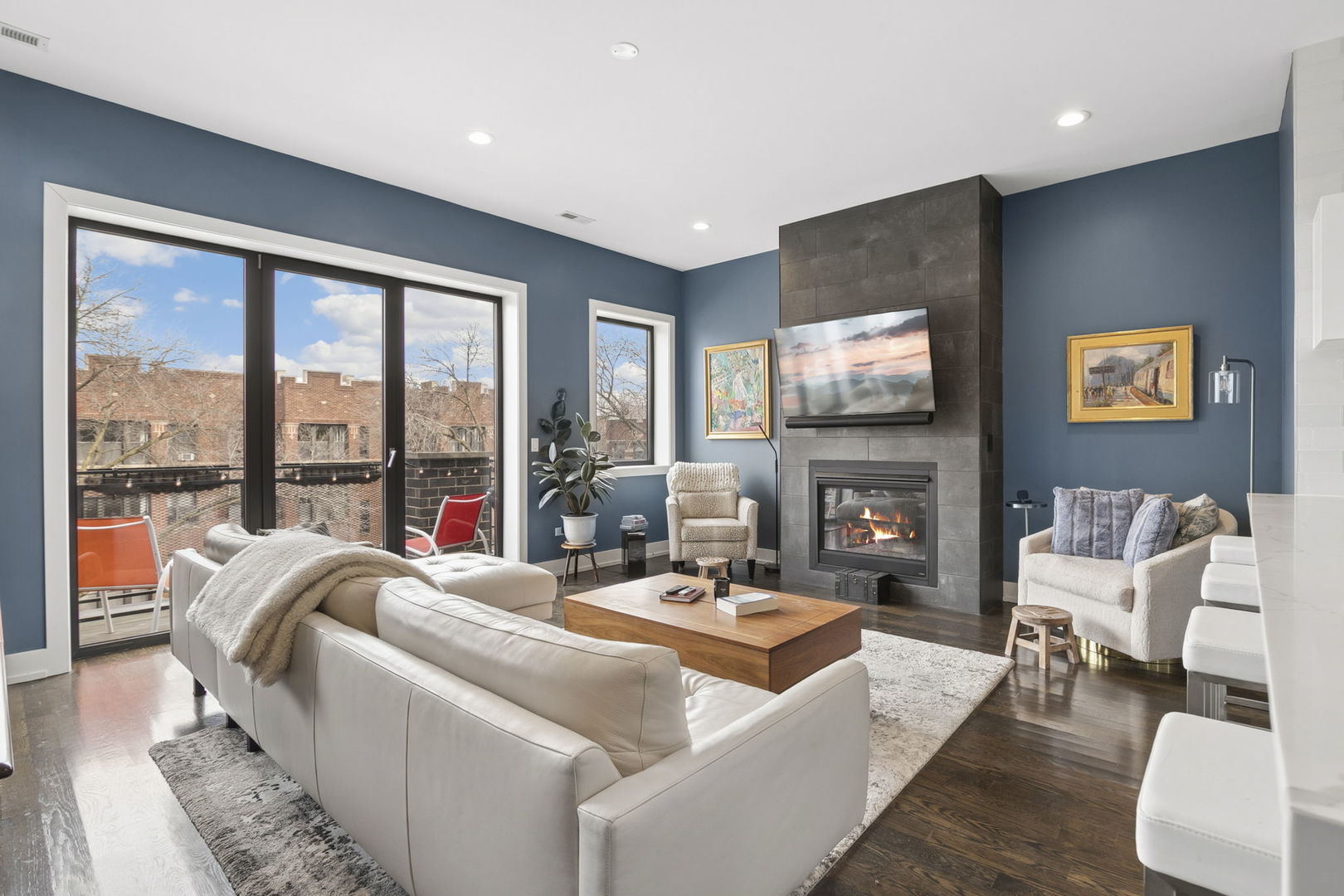 1355 W Winnemac Avenue Unit: 3