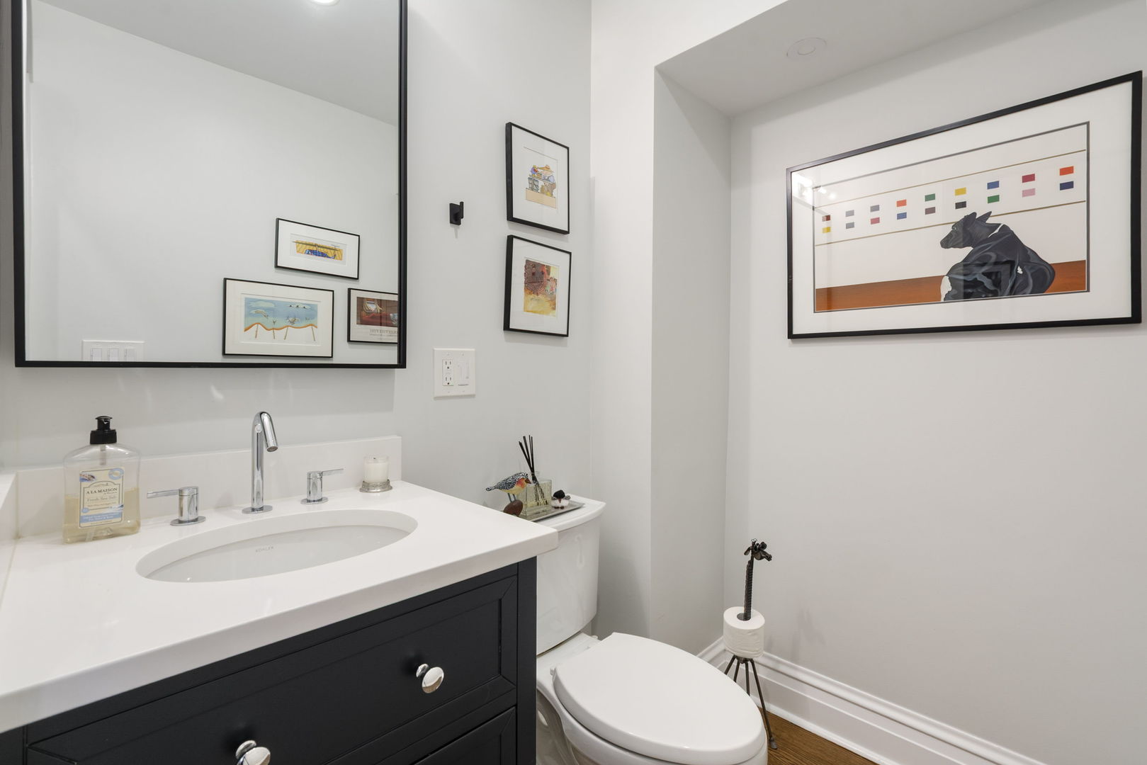 5231 N Lakewood Avenue