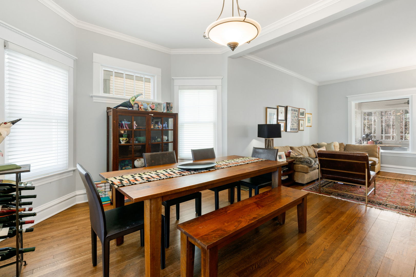 5231 N Lakewood Avenue