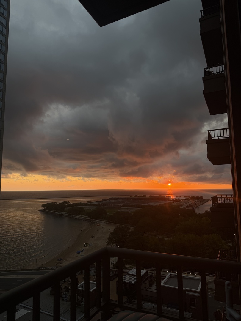 530 N Lake Shore Drive Unit: 1602