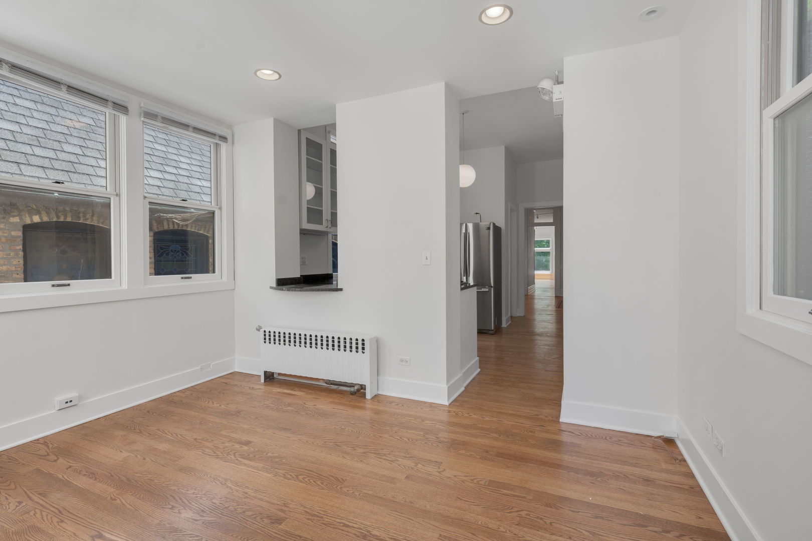 532 W Fullerton Parkway