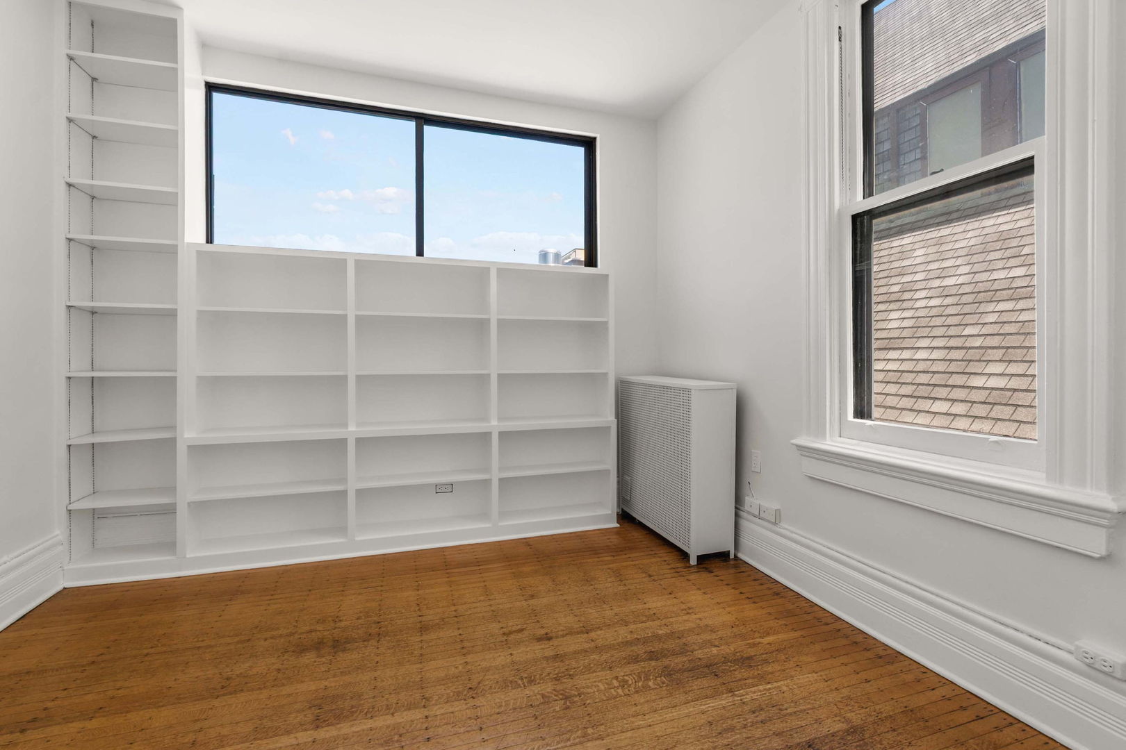 532 W Fullerton Parkway