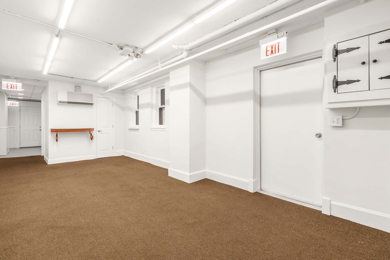 532 W Fullerton Parkway