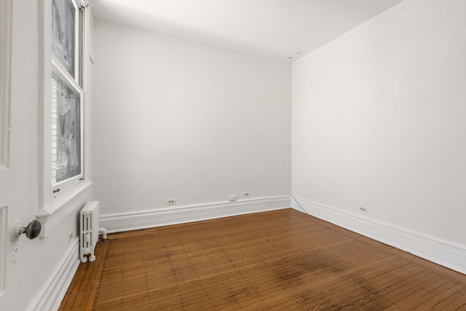 532 W Fullerton Parkway