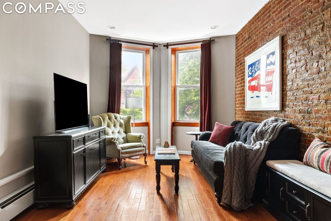 658 Park Place 4