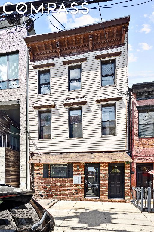 428 Van Brunt Street Building