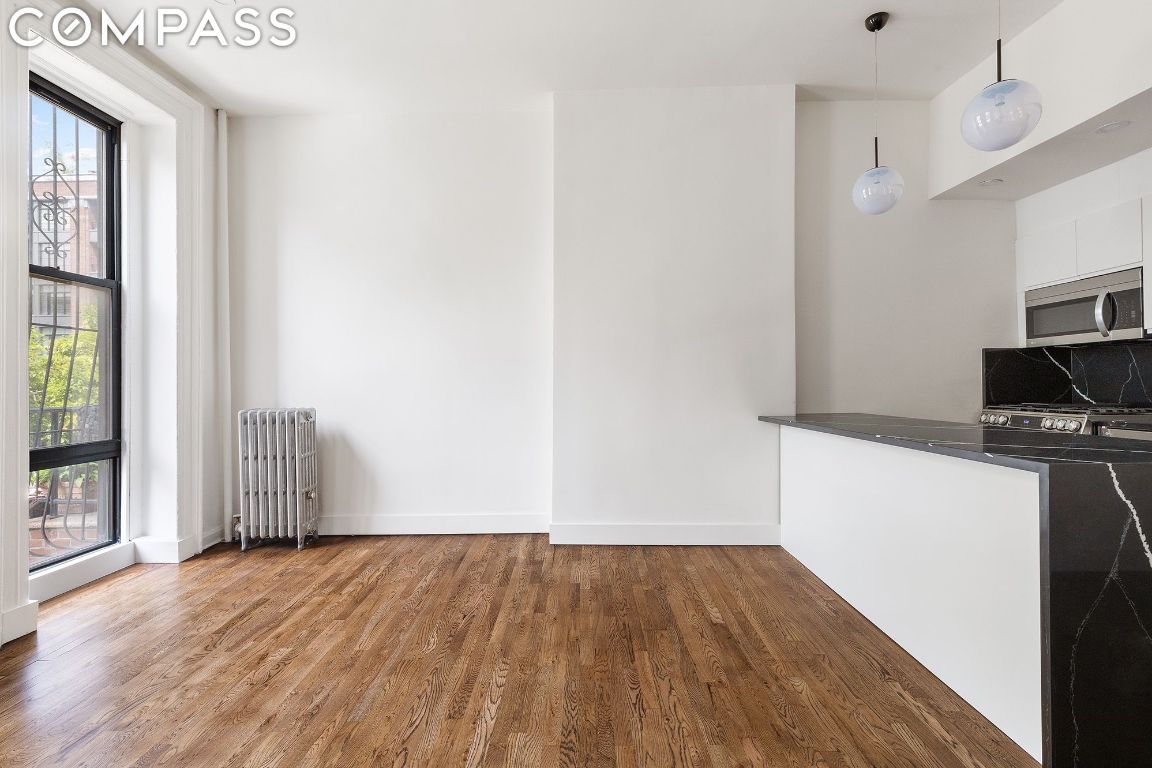 306 Gates Avenue 1