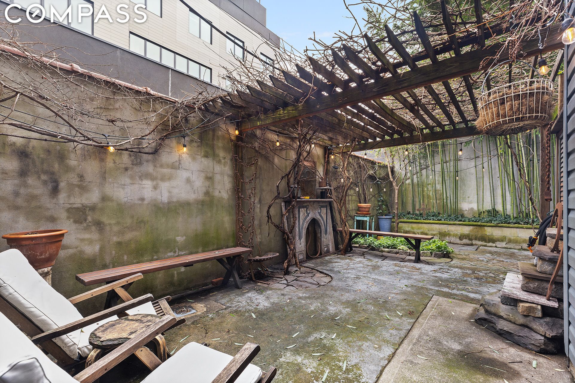 145 Van Dyke Street