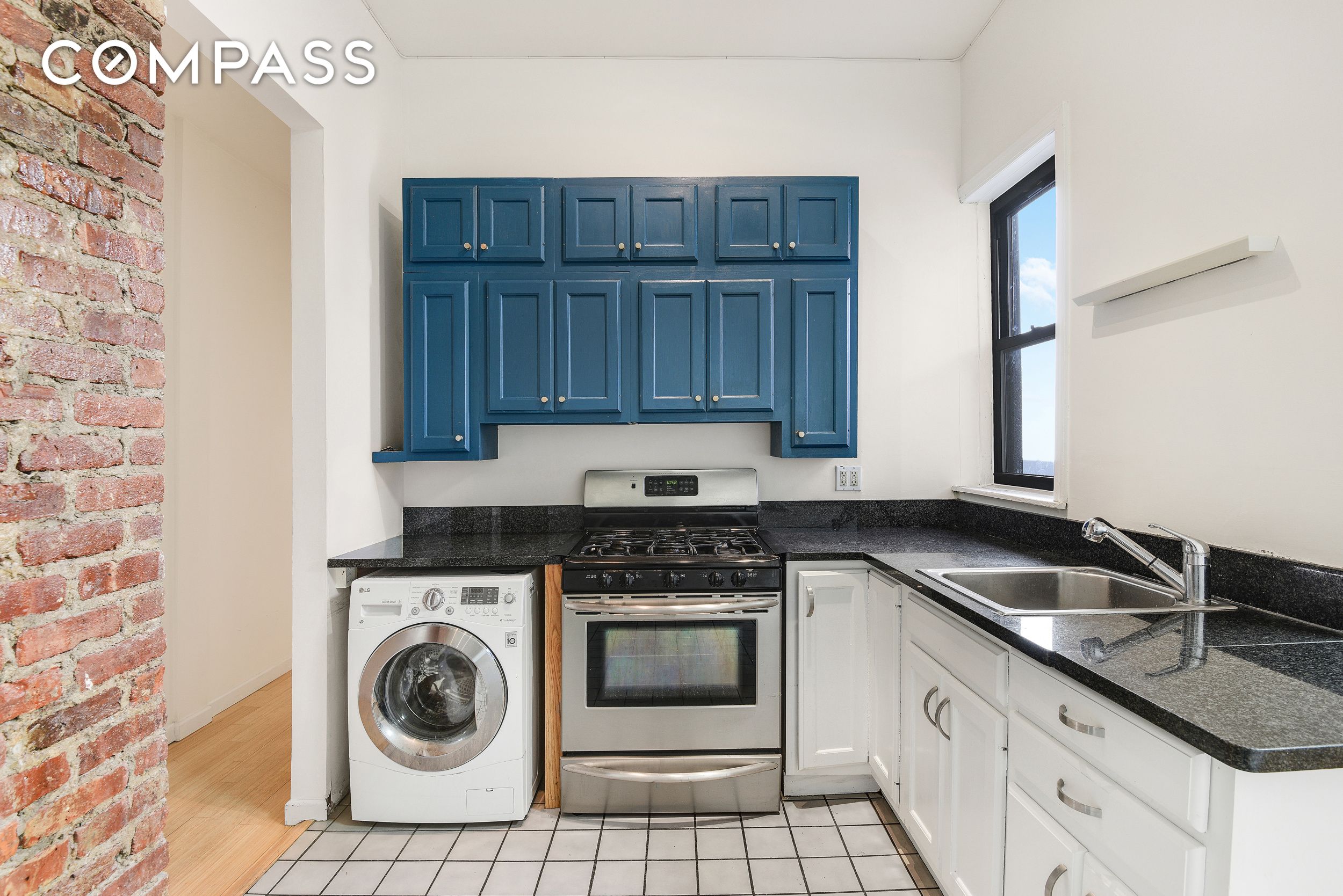 467 Pacific Street 22