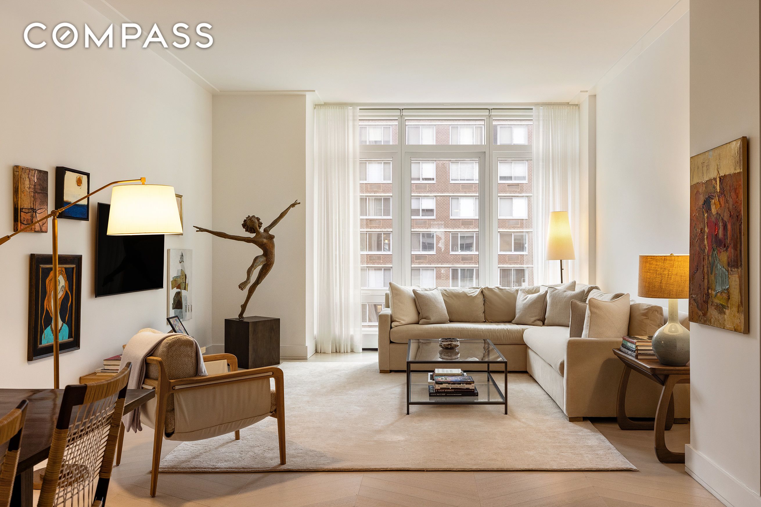 200 Amsterdam Avenue 8C