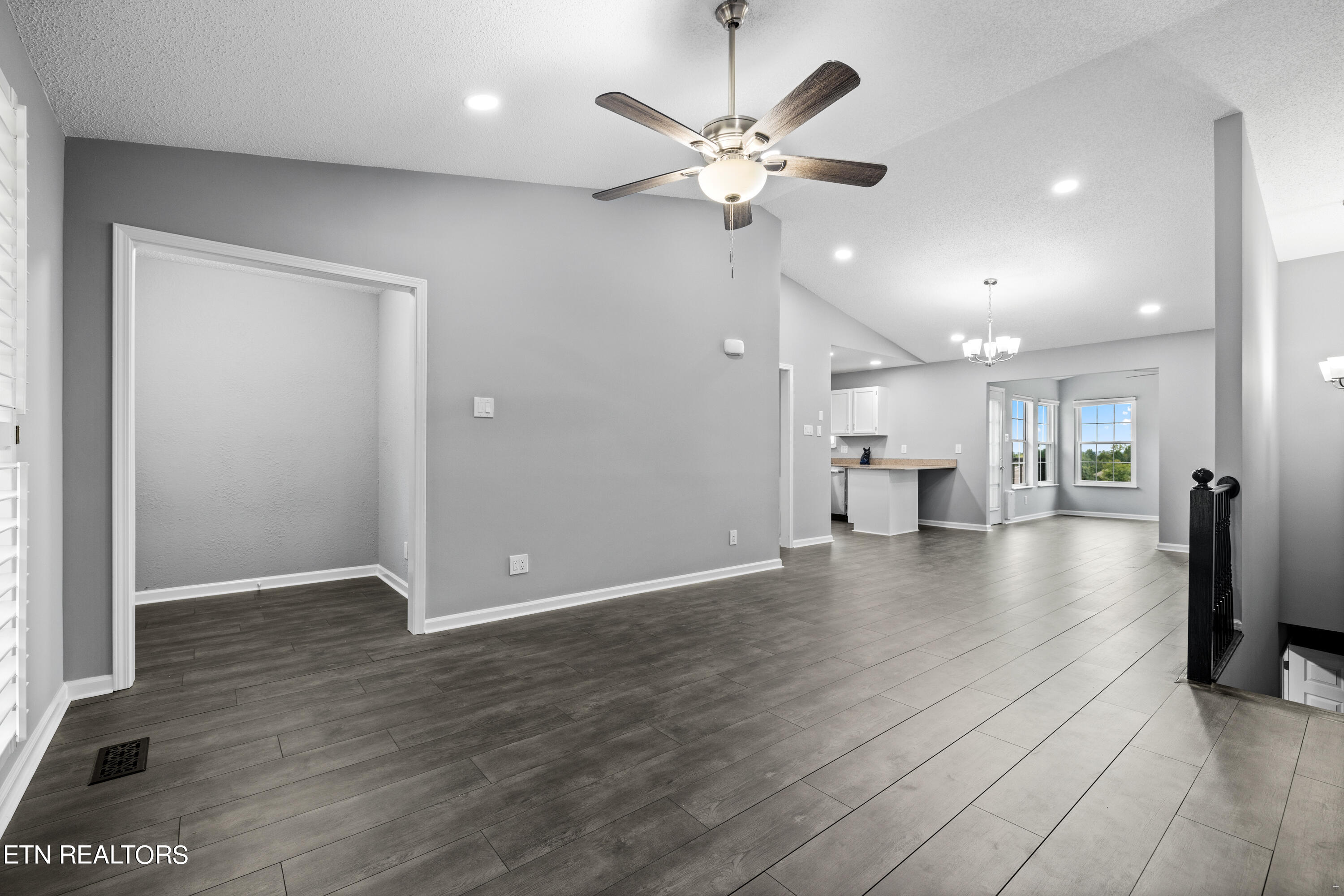 837 Saint Andrews Way