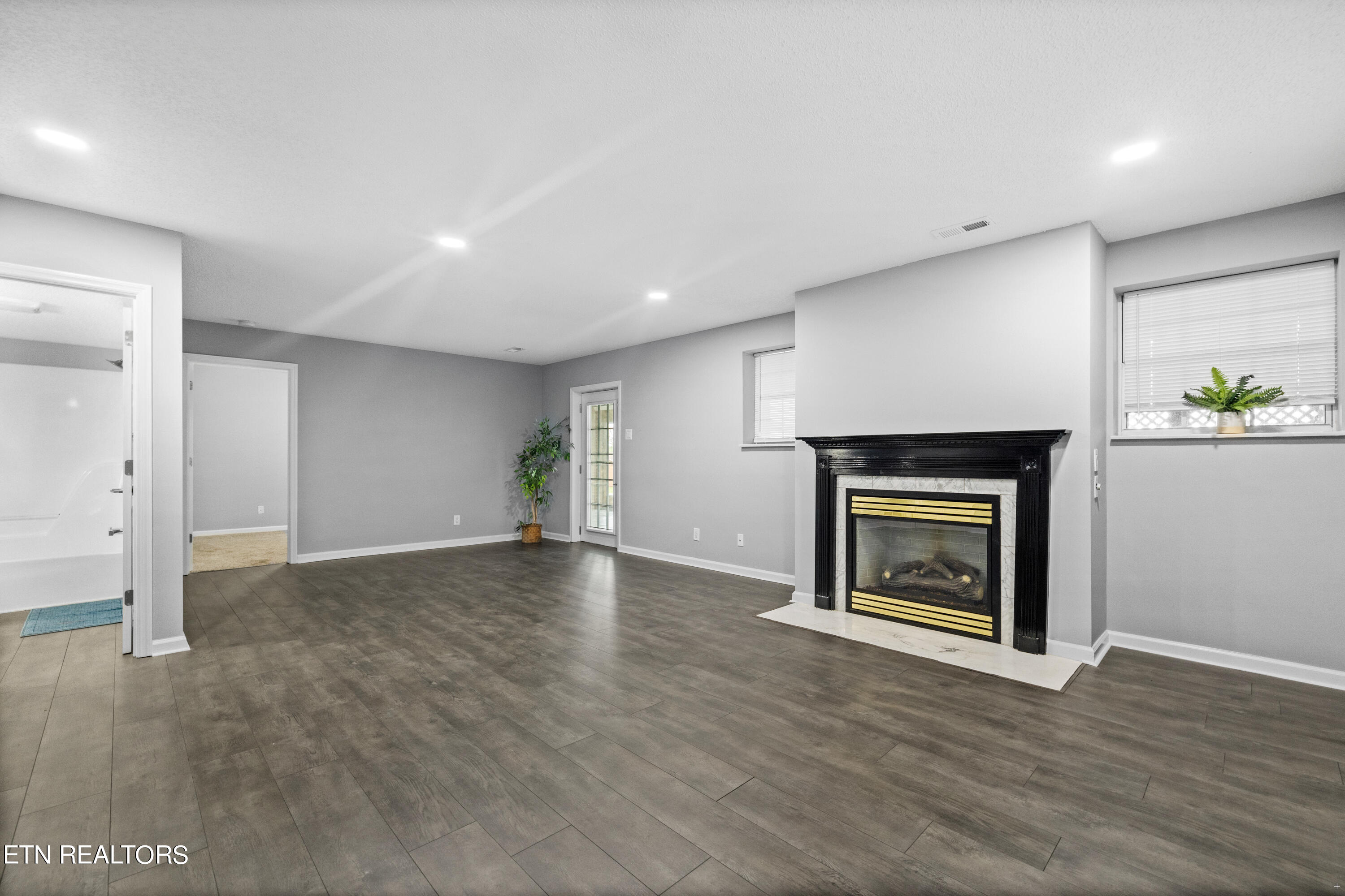 837 Saint Andrews Way