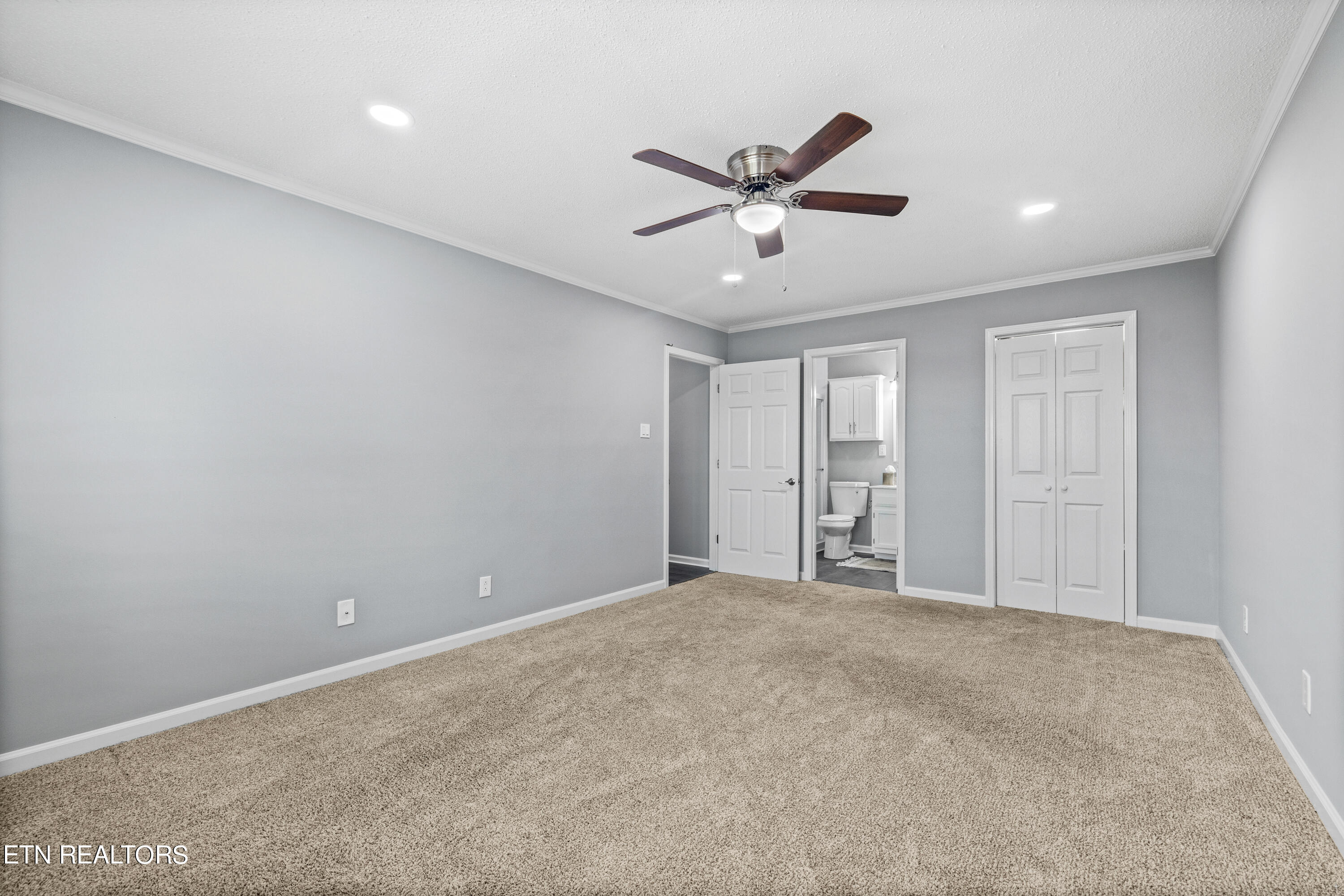 837 Saint Andrews Way