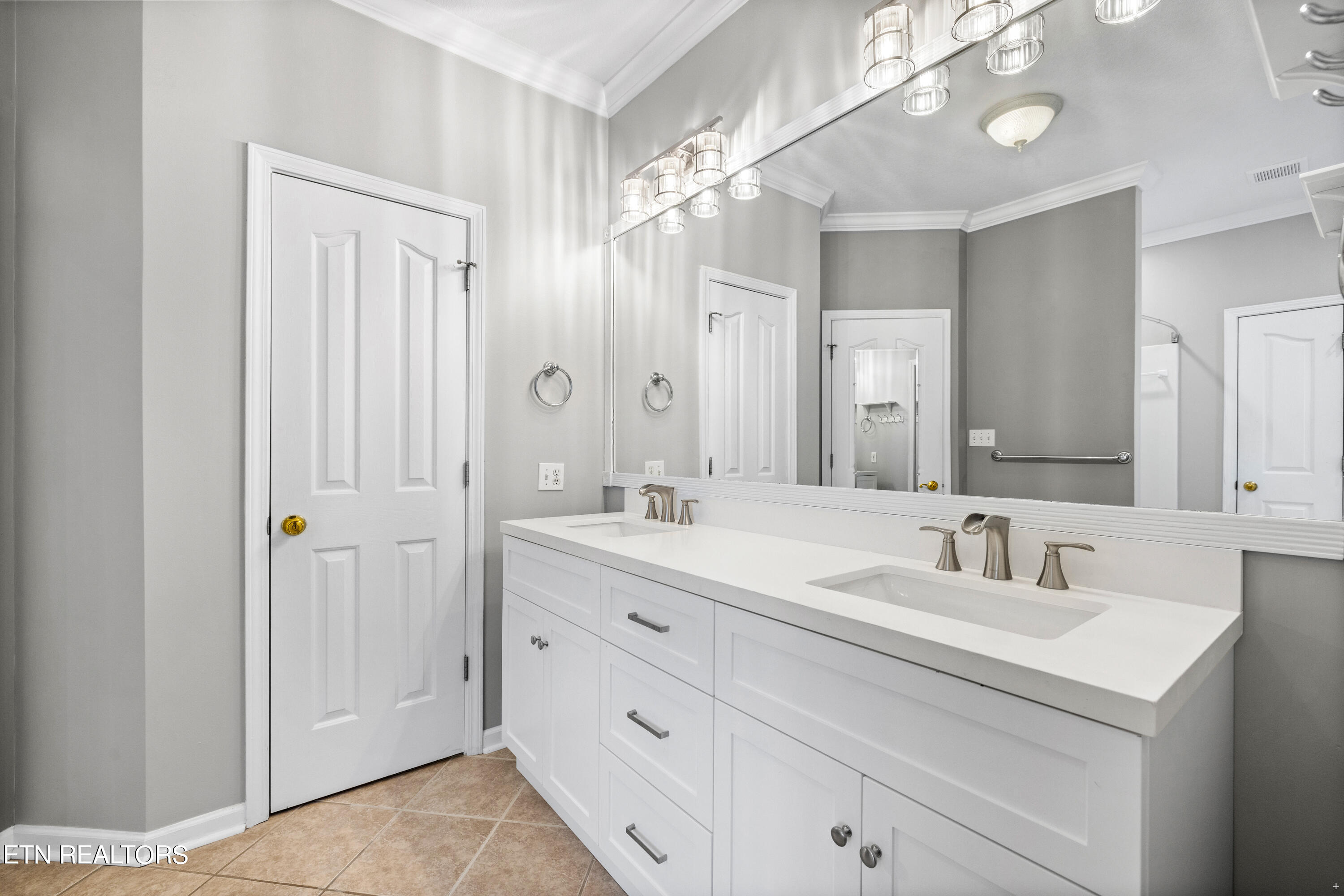 5135 Magic Lantern Drive