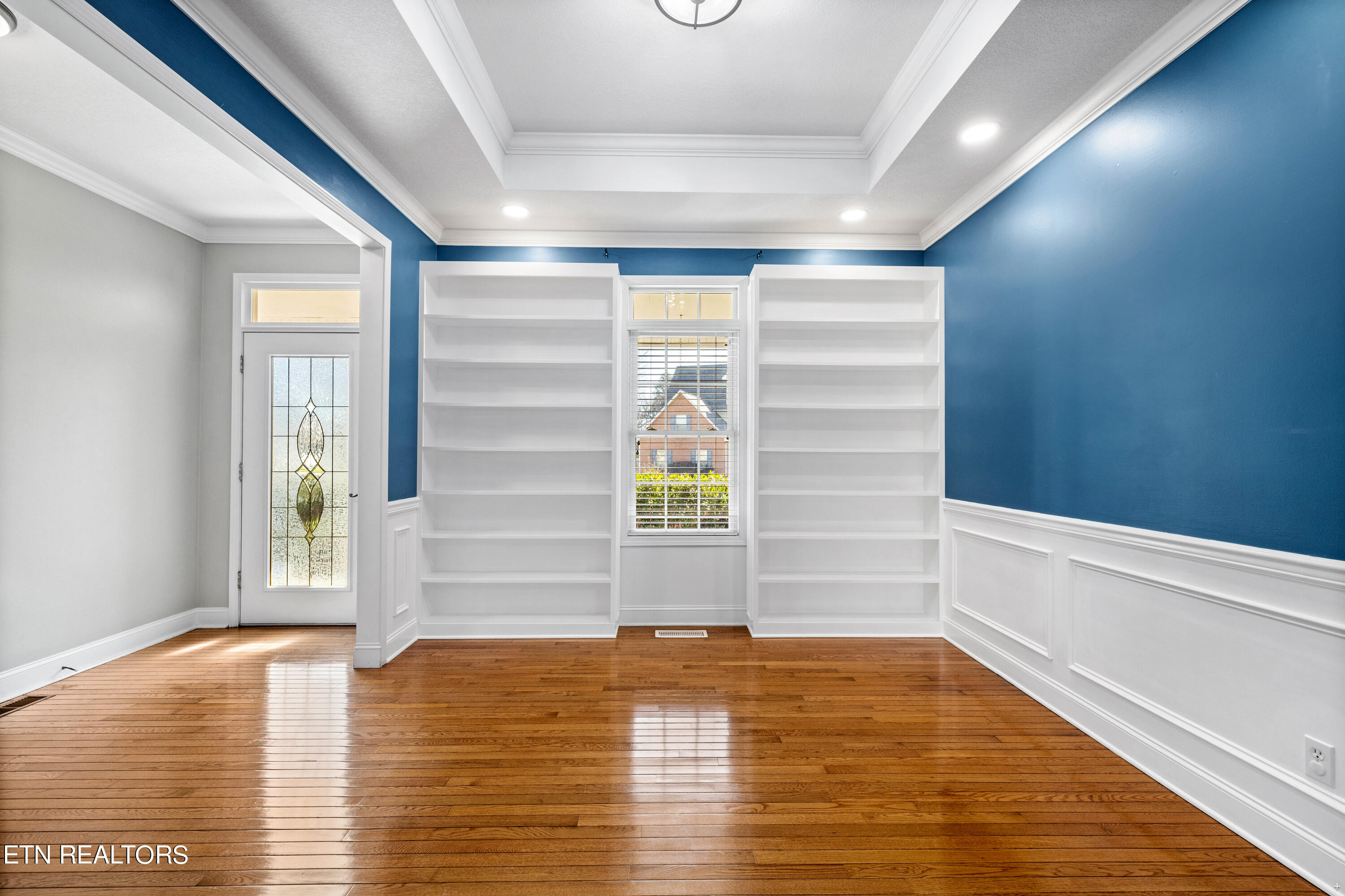 5135 Magic Lantern Drive