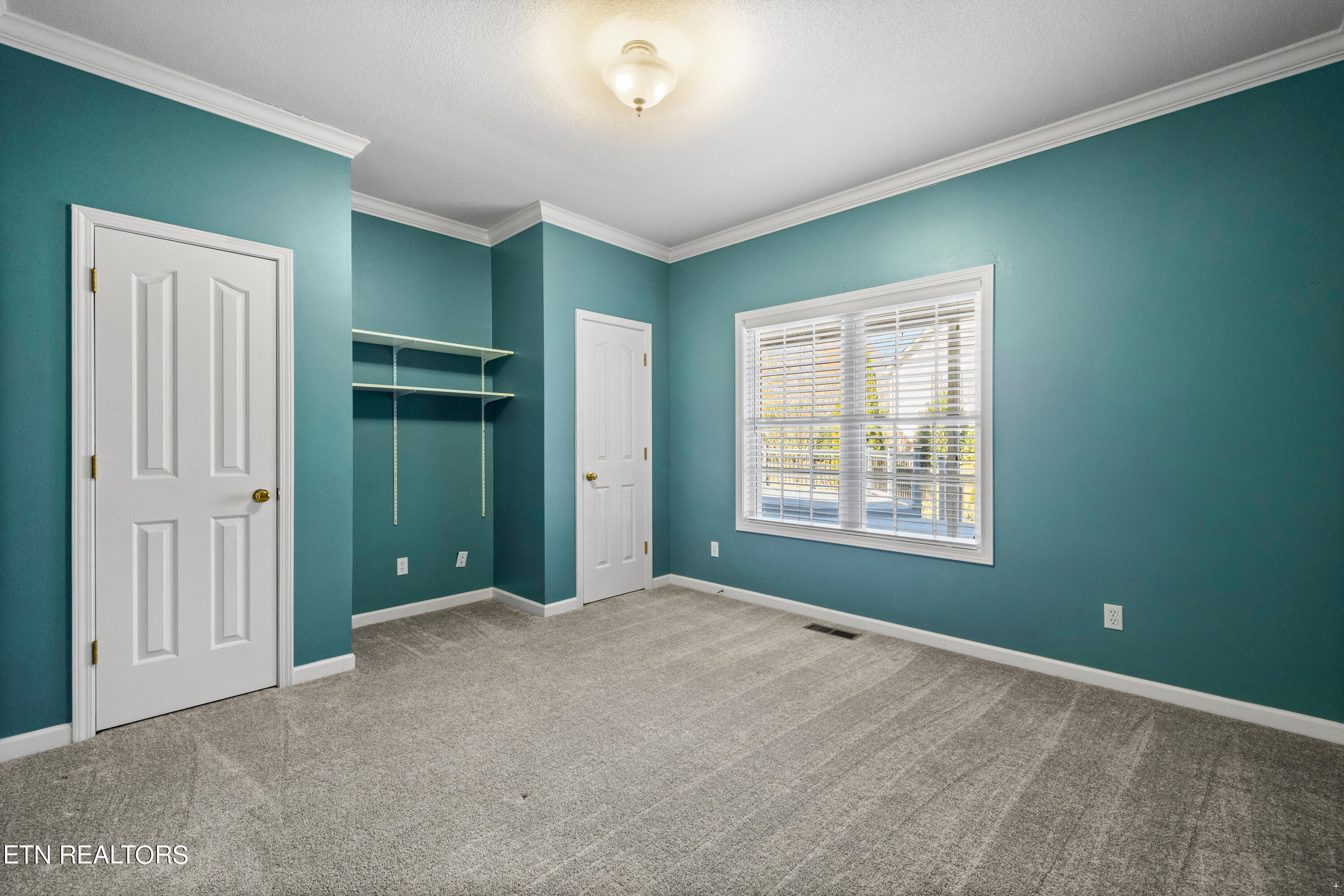 5135 Magic Lantern Drive