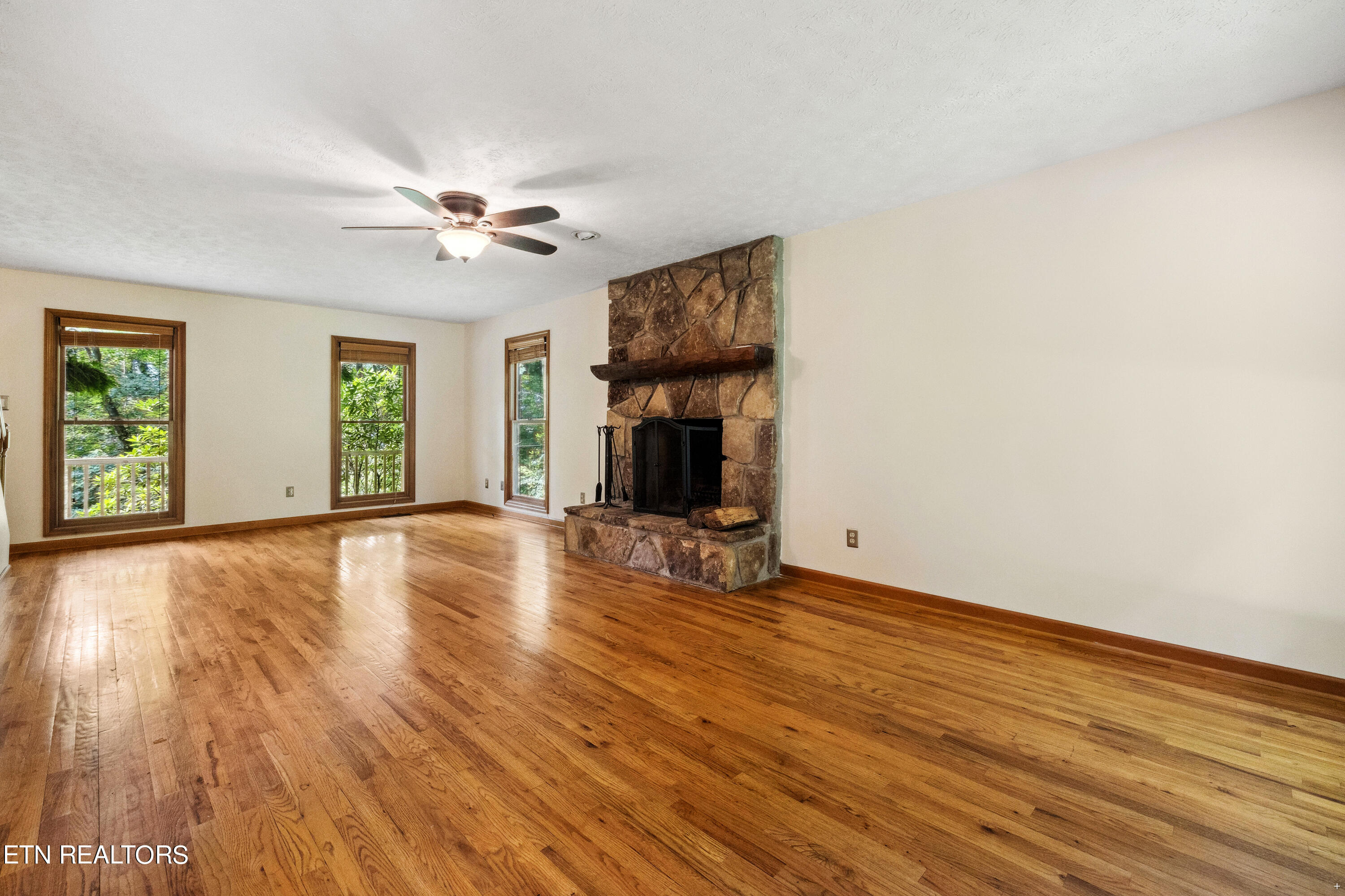 4825 Camby Lane Lane