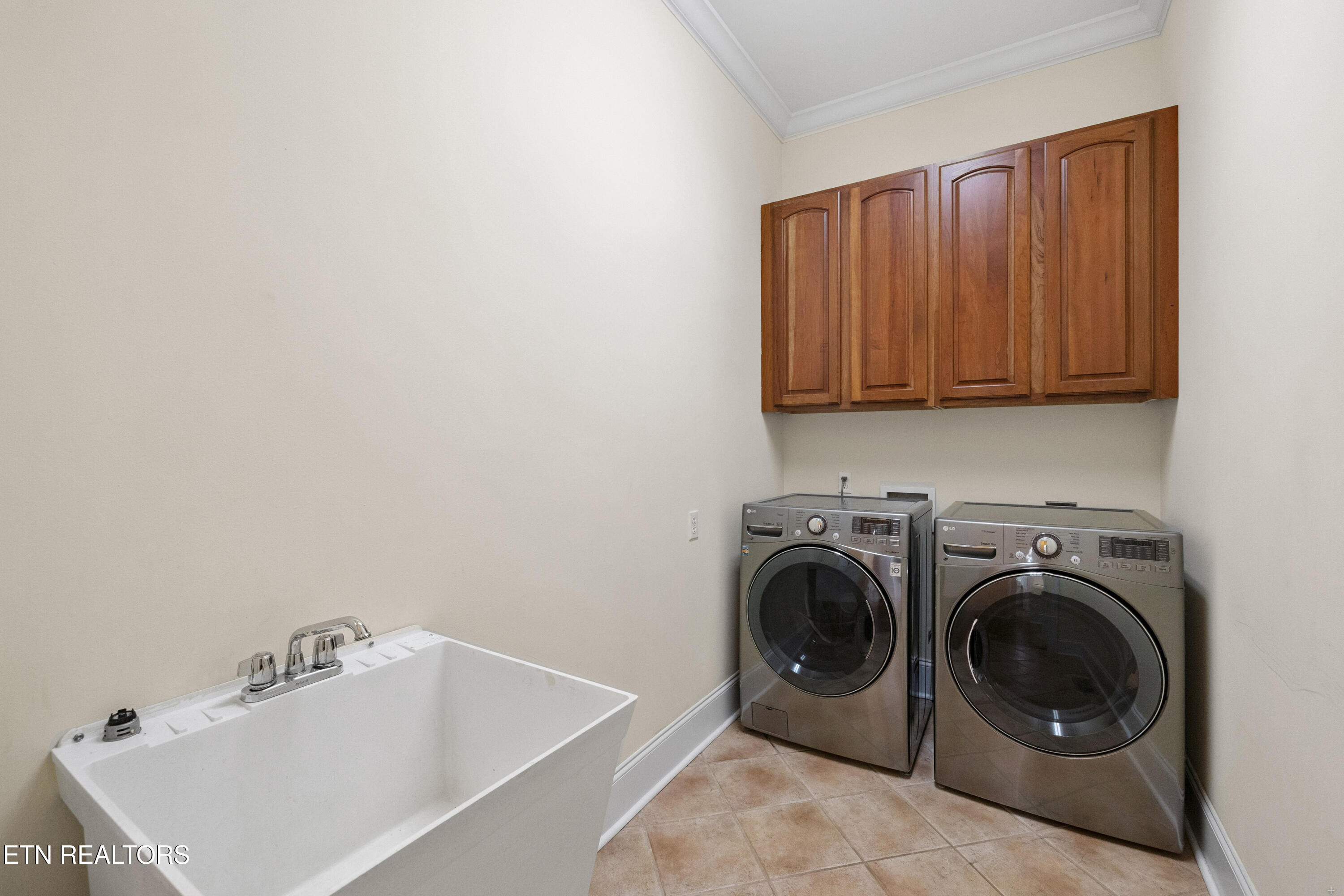 3746 Jackson Bend Drive