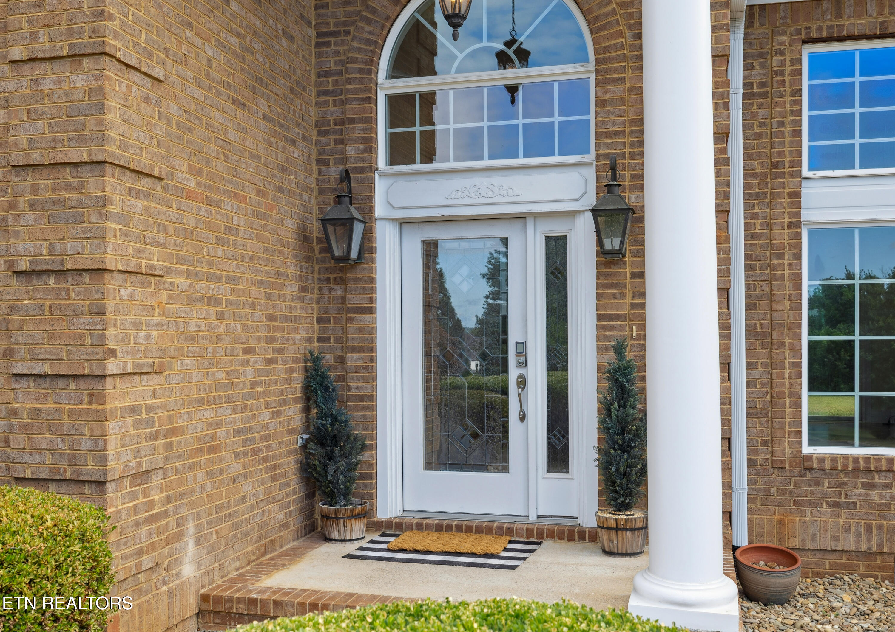 3746 Jackson Bend Drive