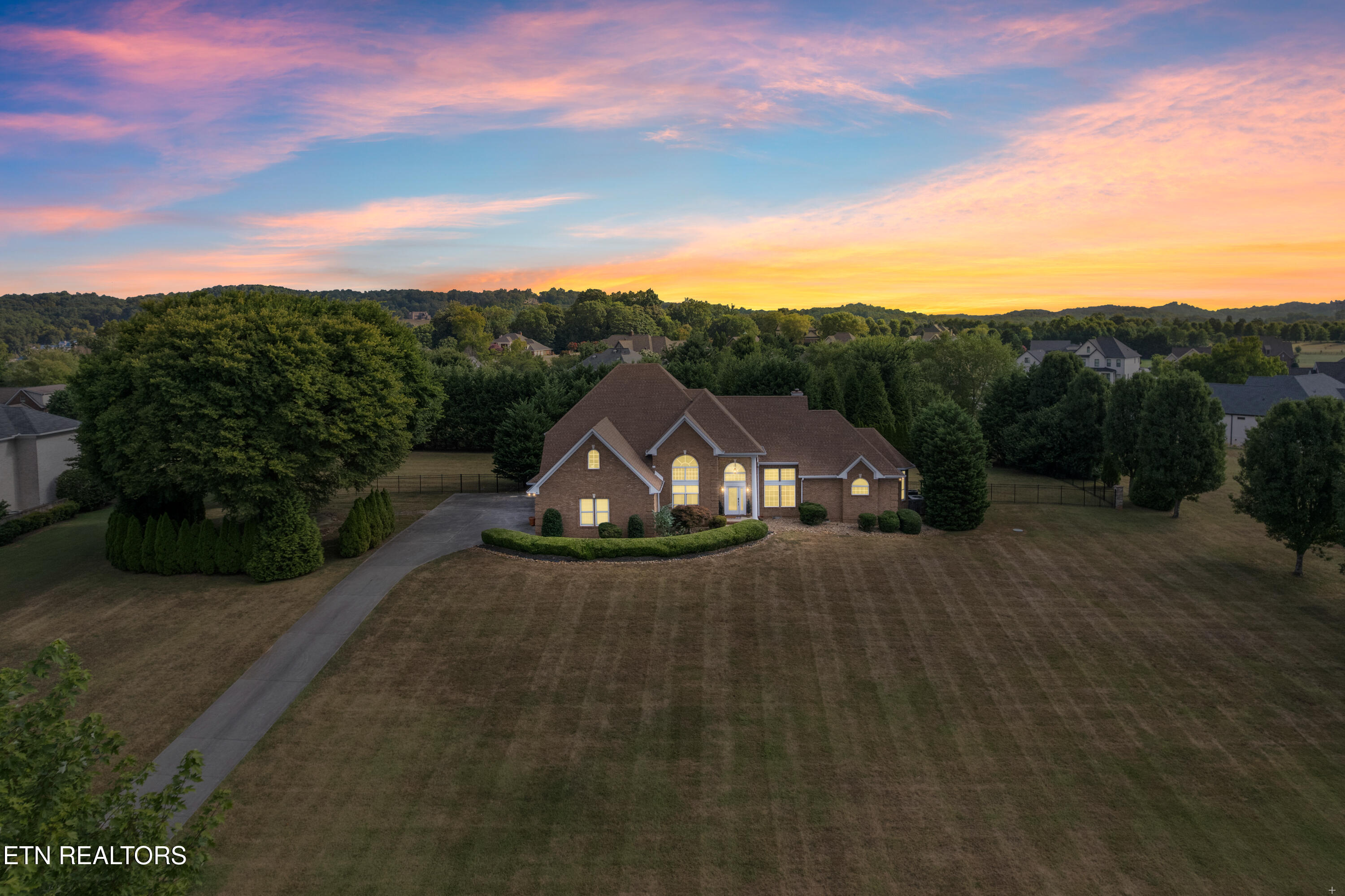 3746 Jackson Bend Drive