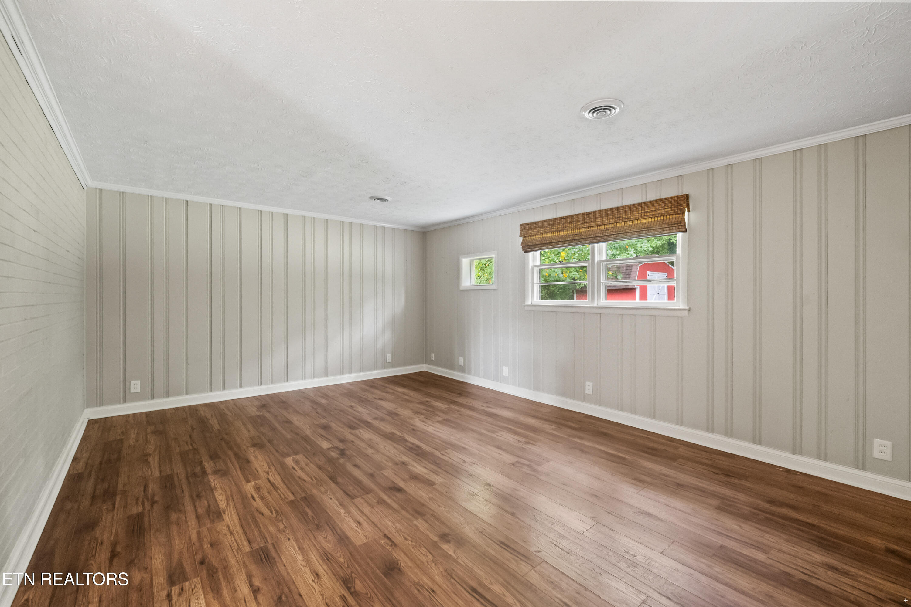 4117 Gaines Rd