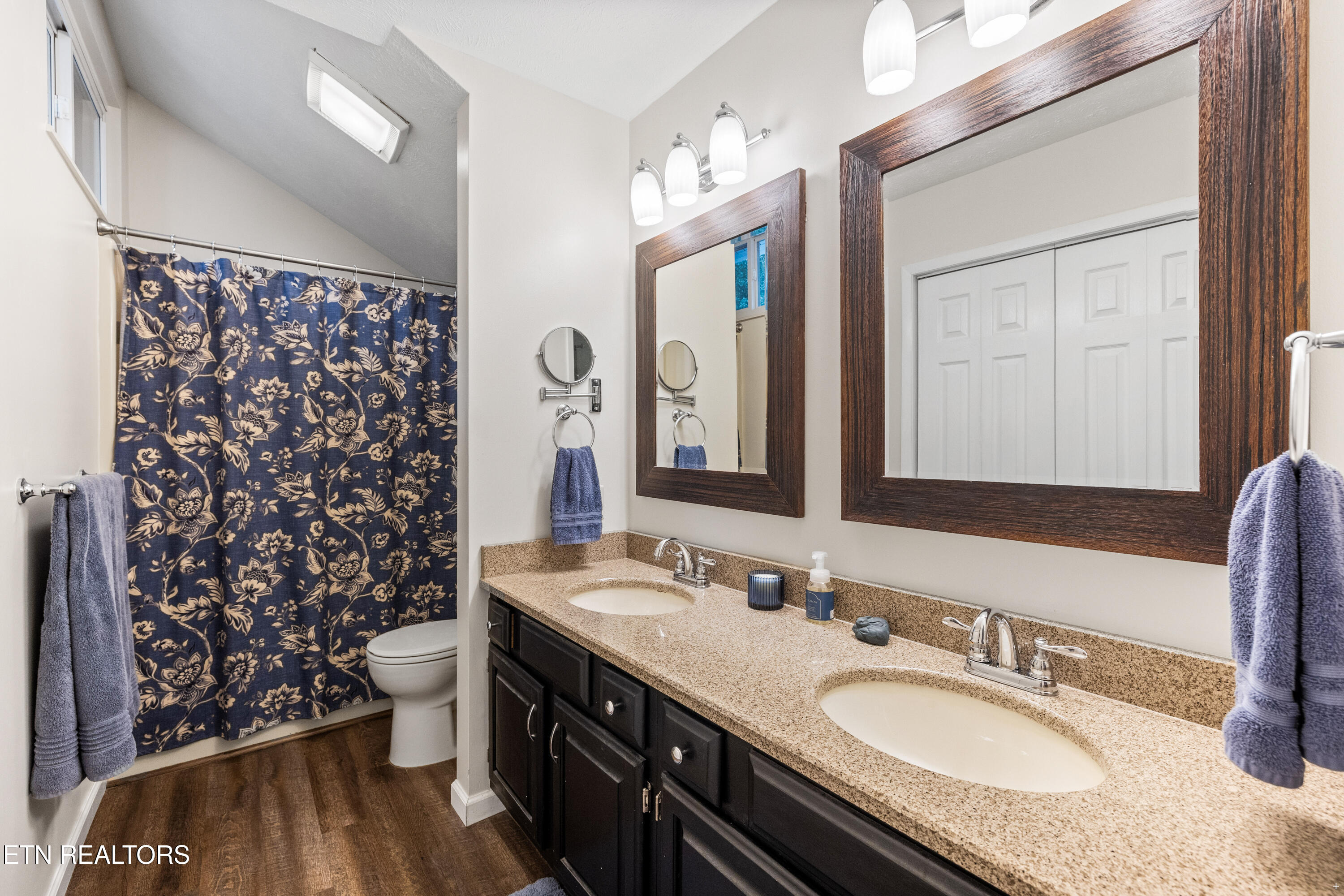 1724 Dawn Redwood Trail Tr