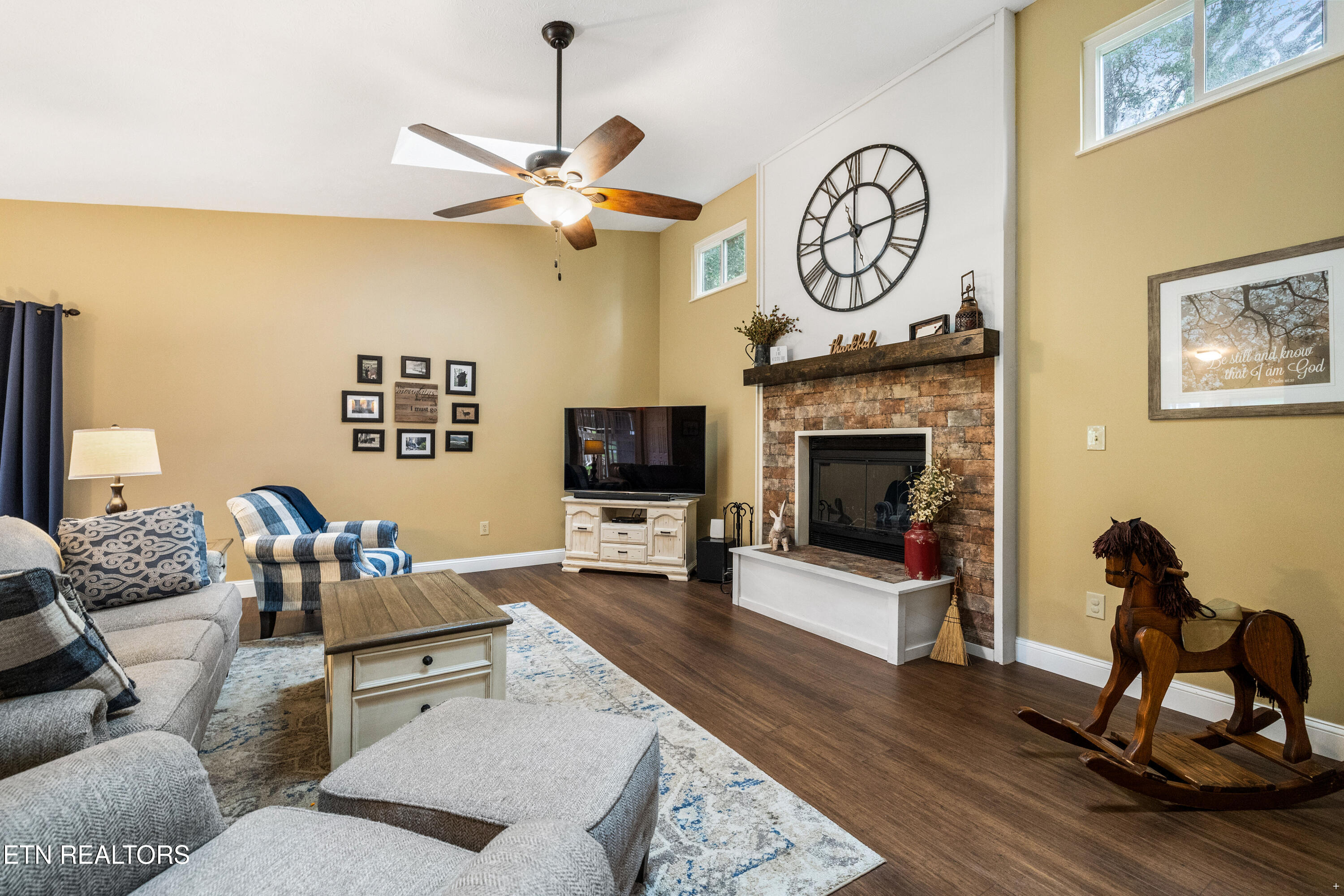 1724 Dawn Redwood Trail Tr