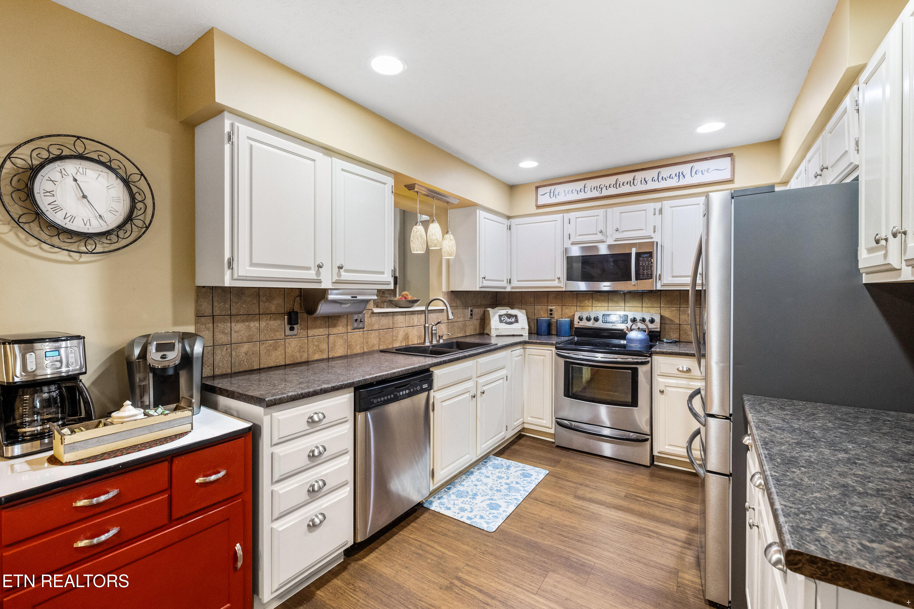 1724 Dawn Redwood Trail Tr