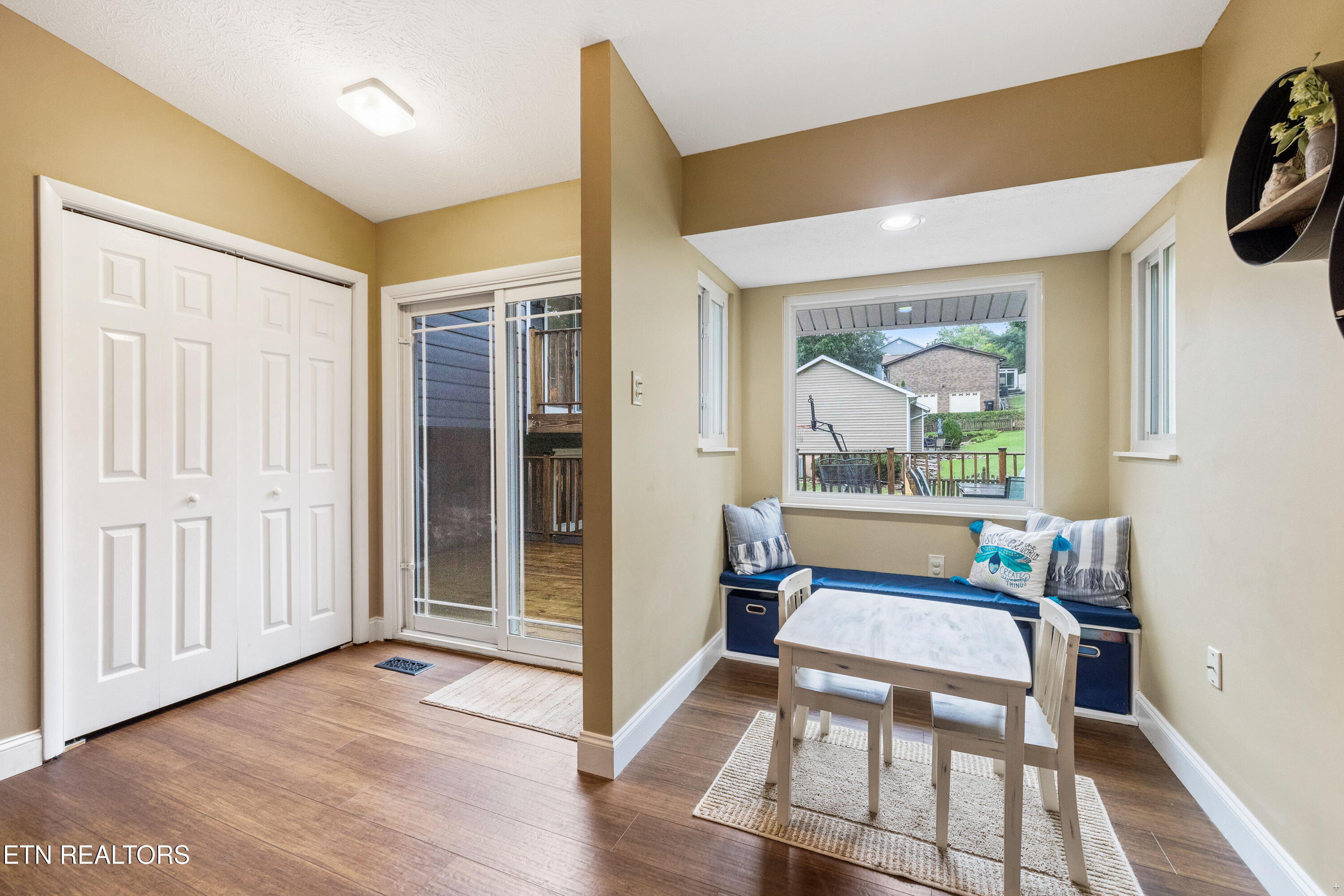 1724 Dawn Redwood Trail Tr