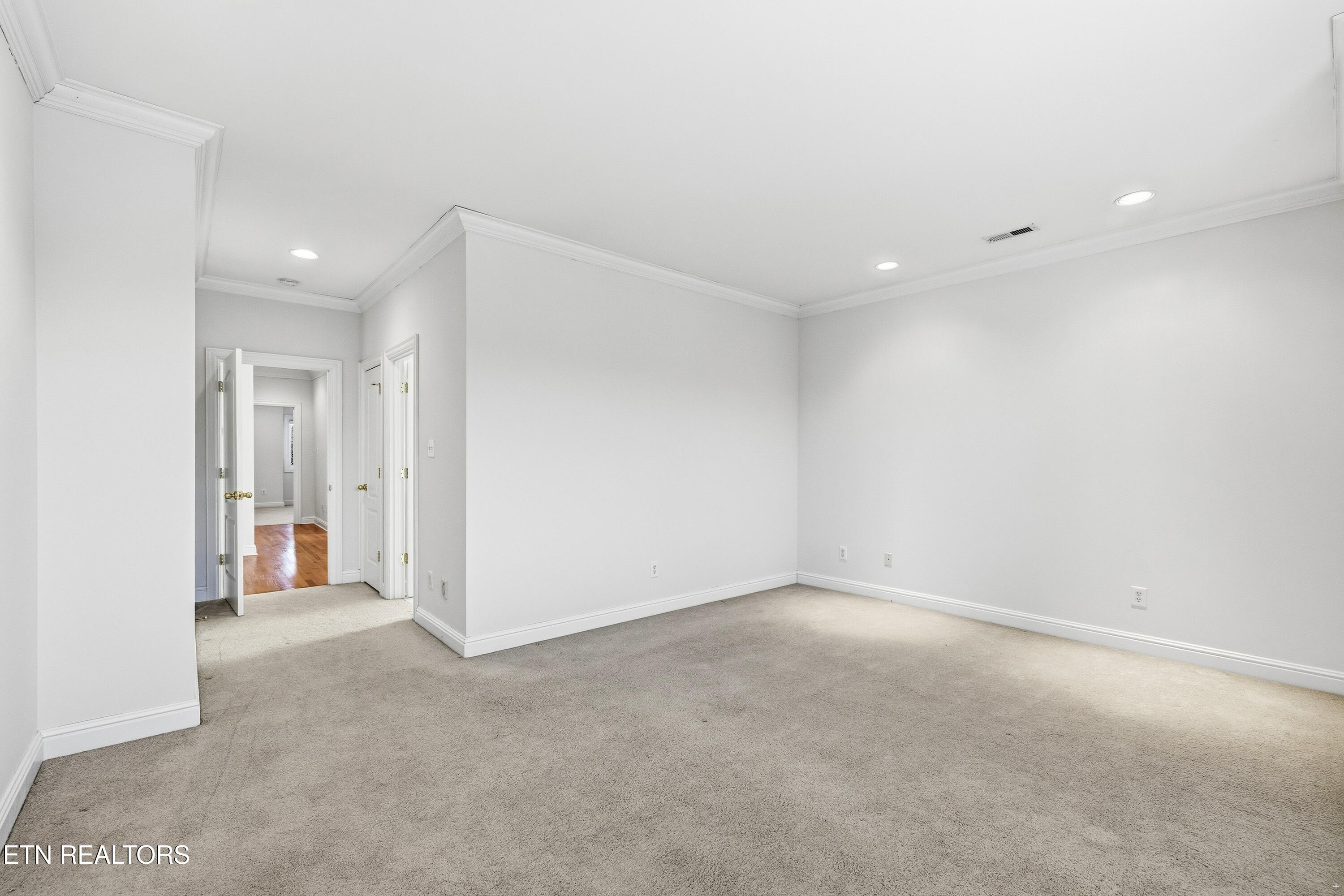 1062 Water Place Way