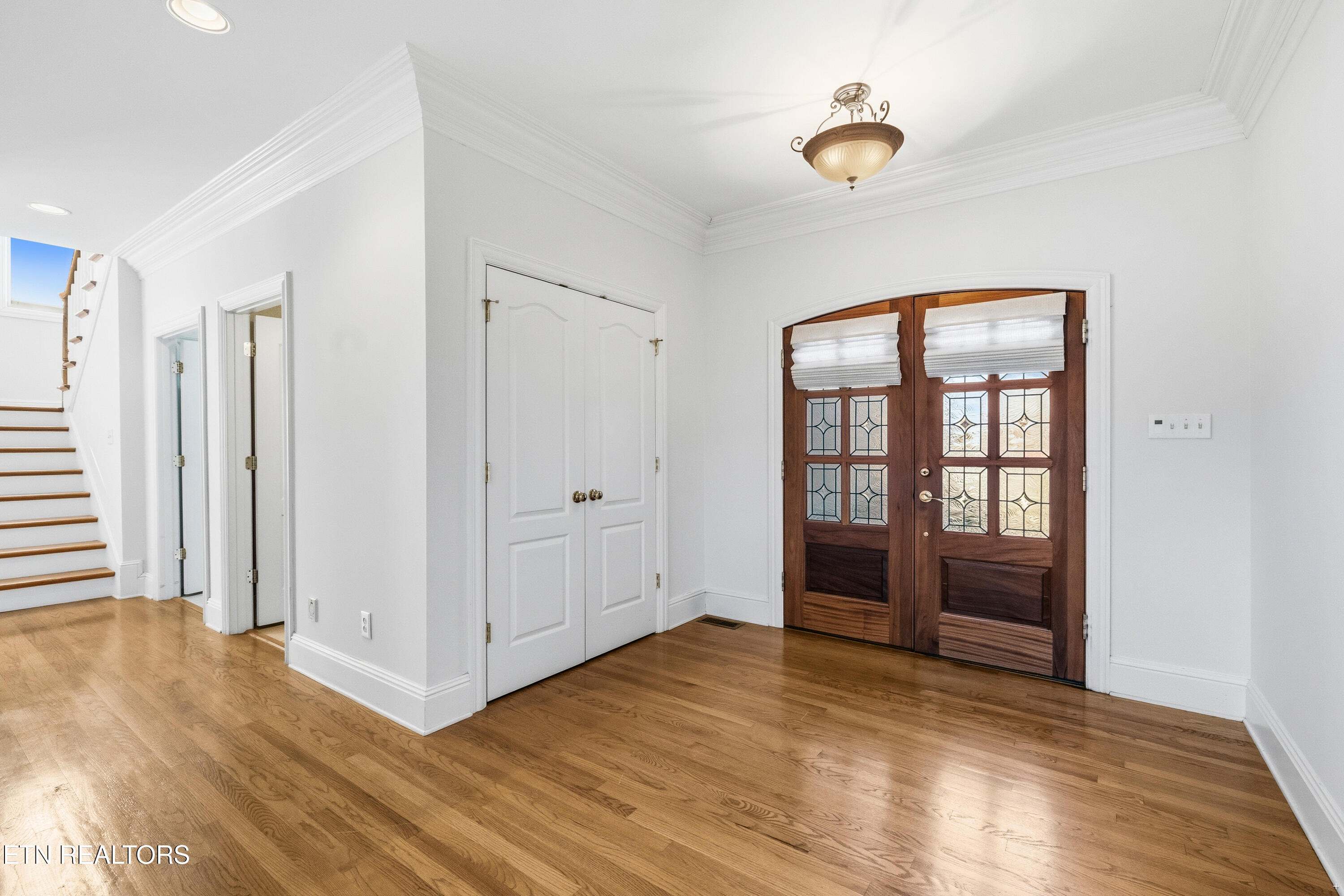 1062 Water Place Way