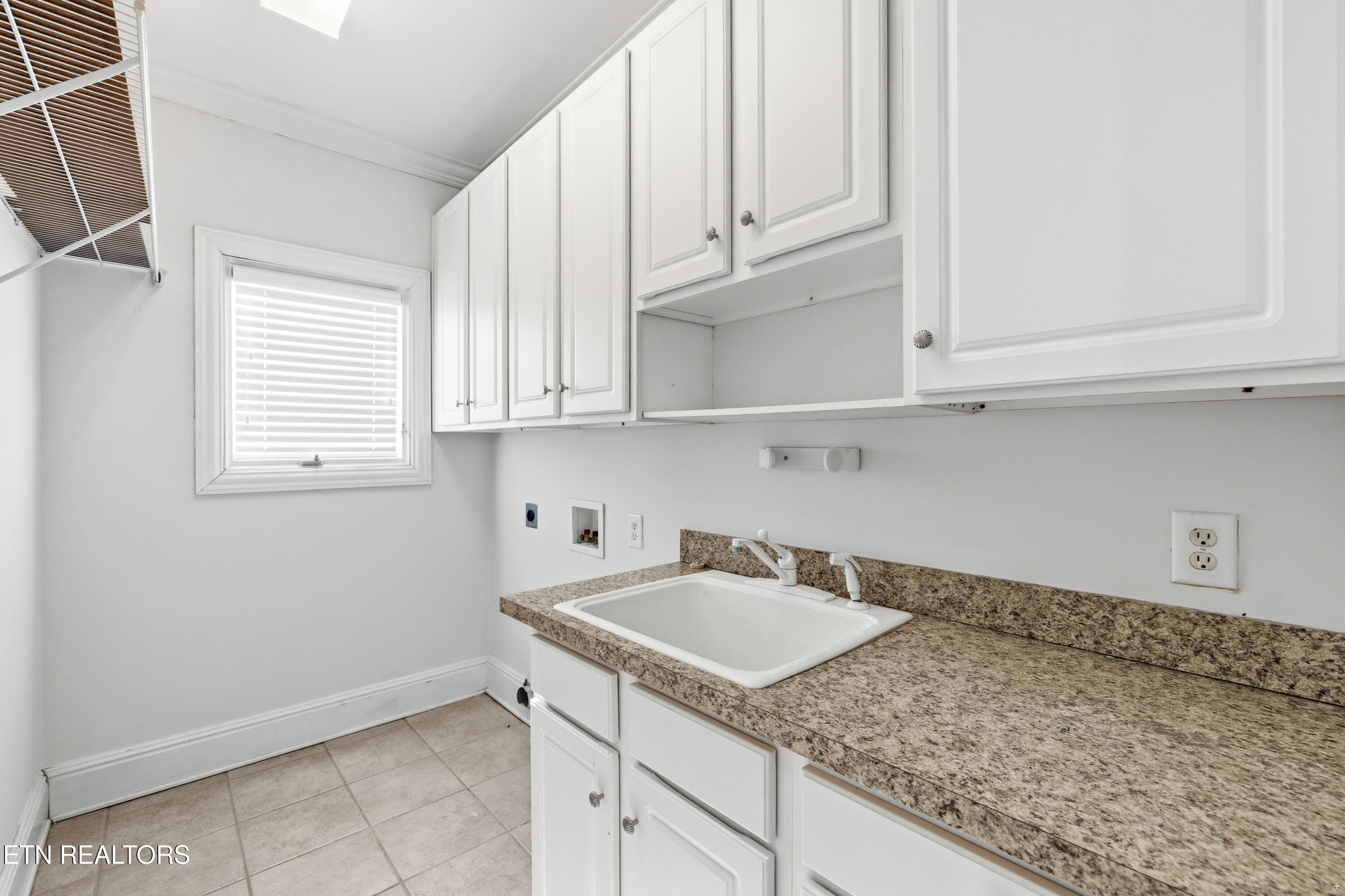 1062 Water Place Way