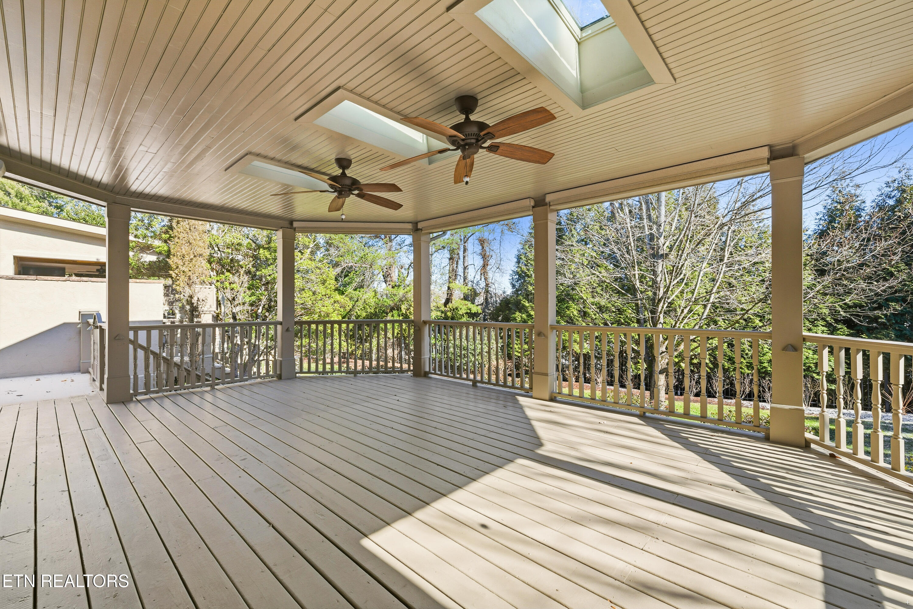 1062 Water Place Way