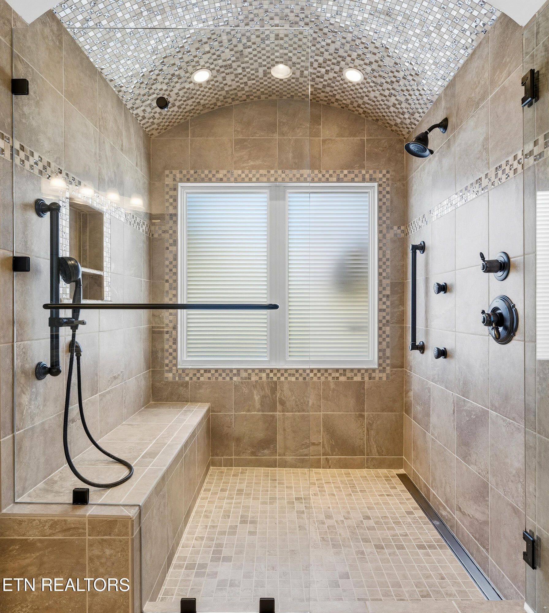 1062 Water Place Way