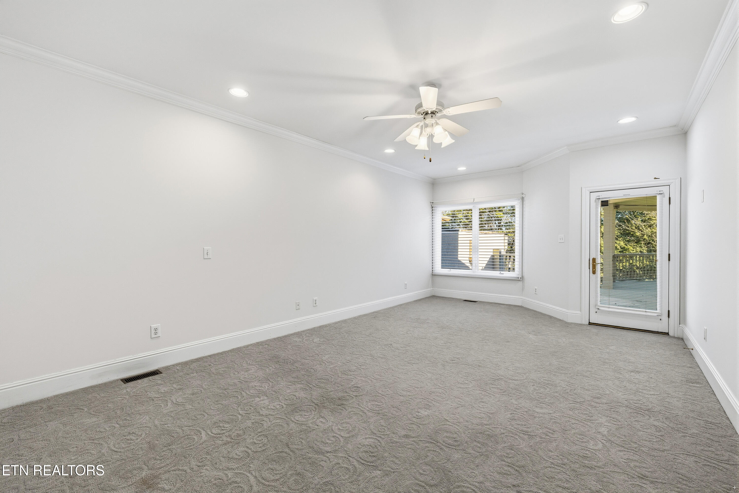 1062 Water Place Way