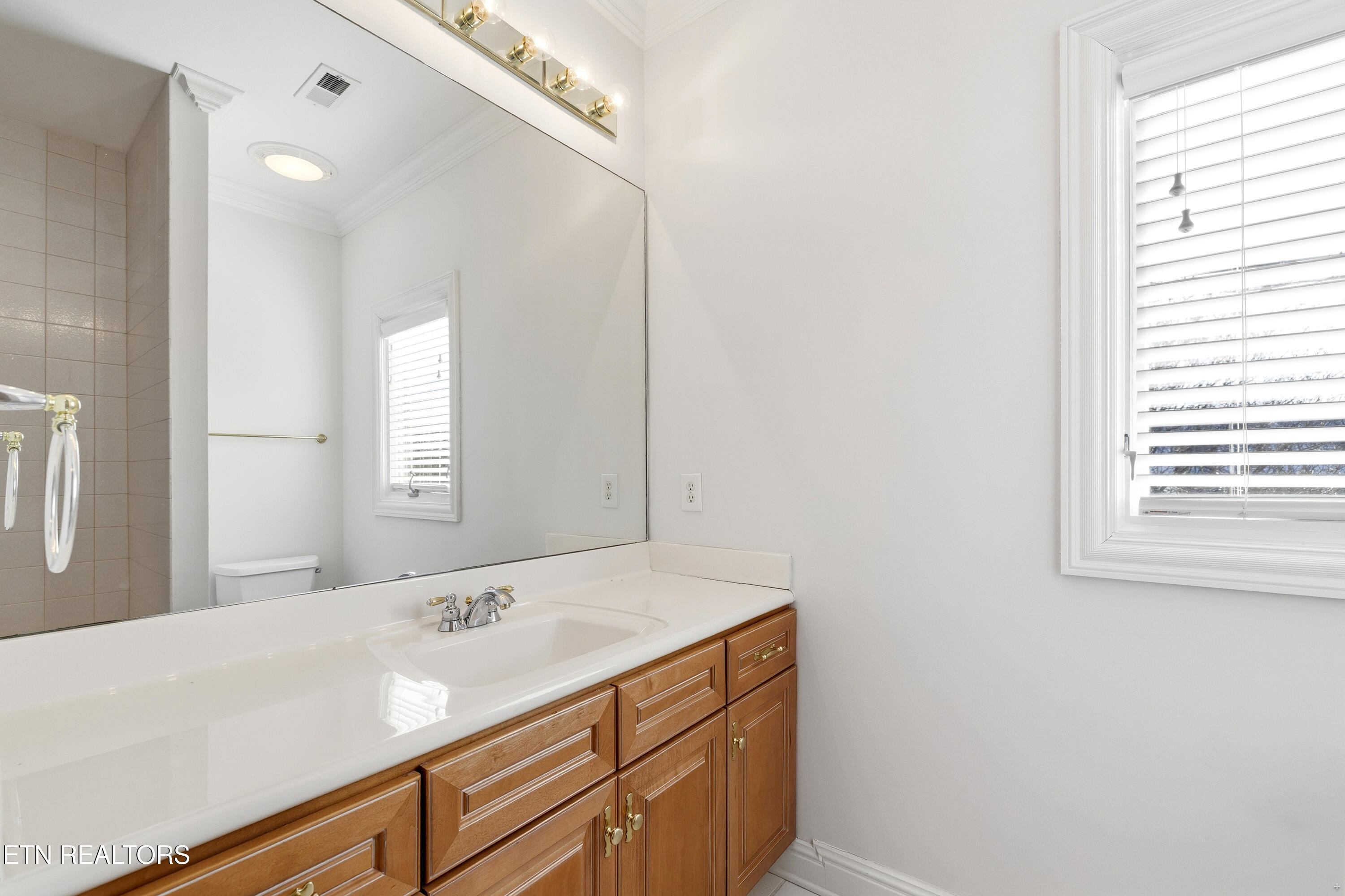 1062 Water Place Way