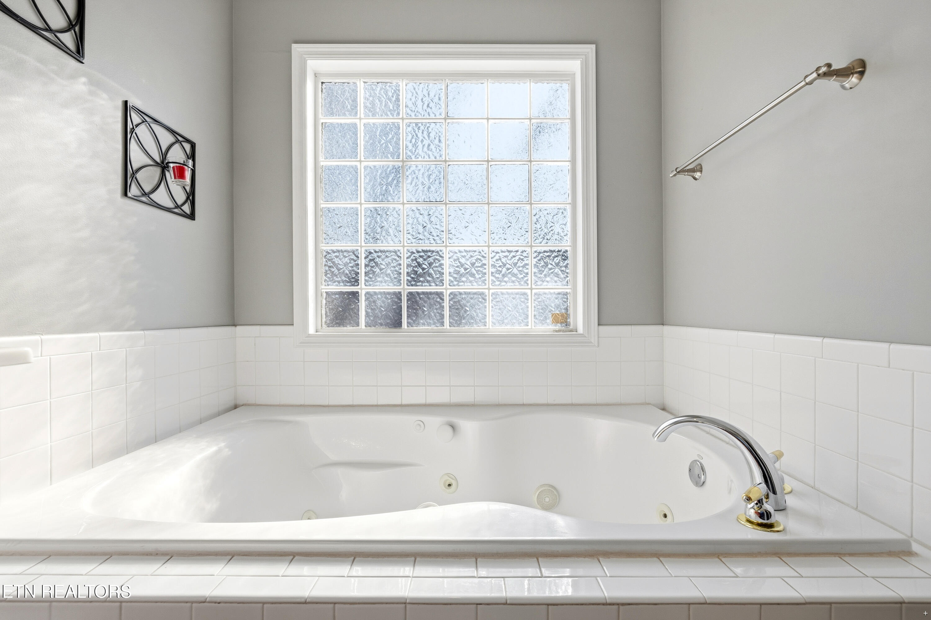 11900 Longstreet Place