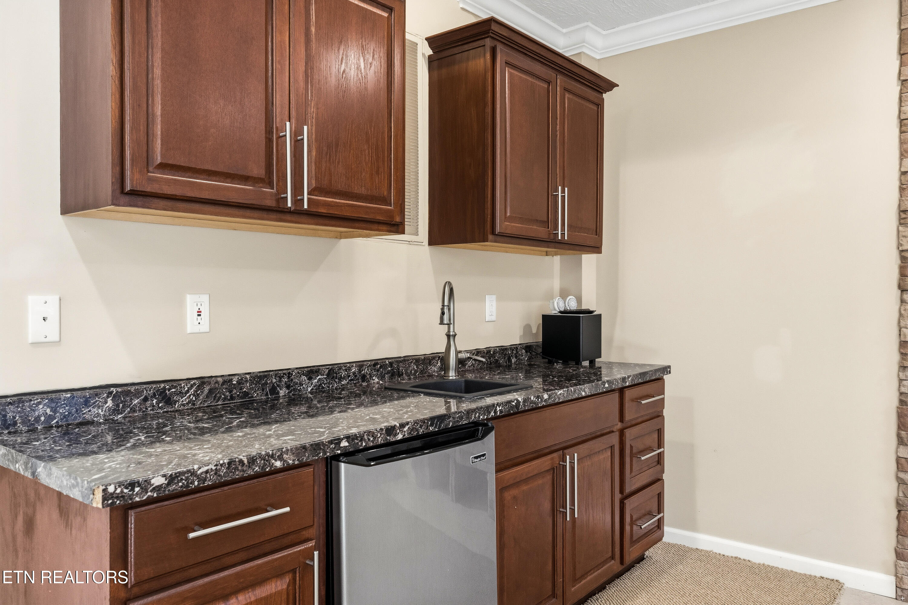 11900 Longstreet Place