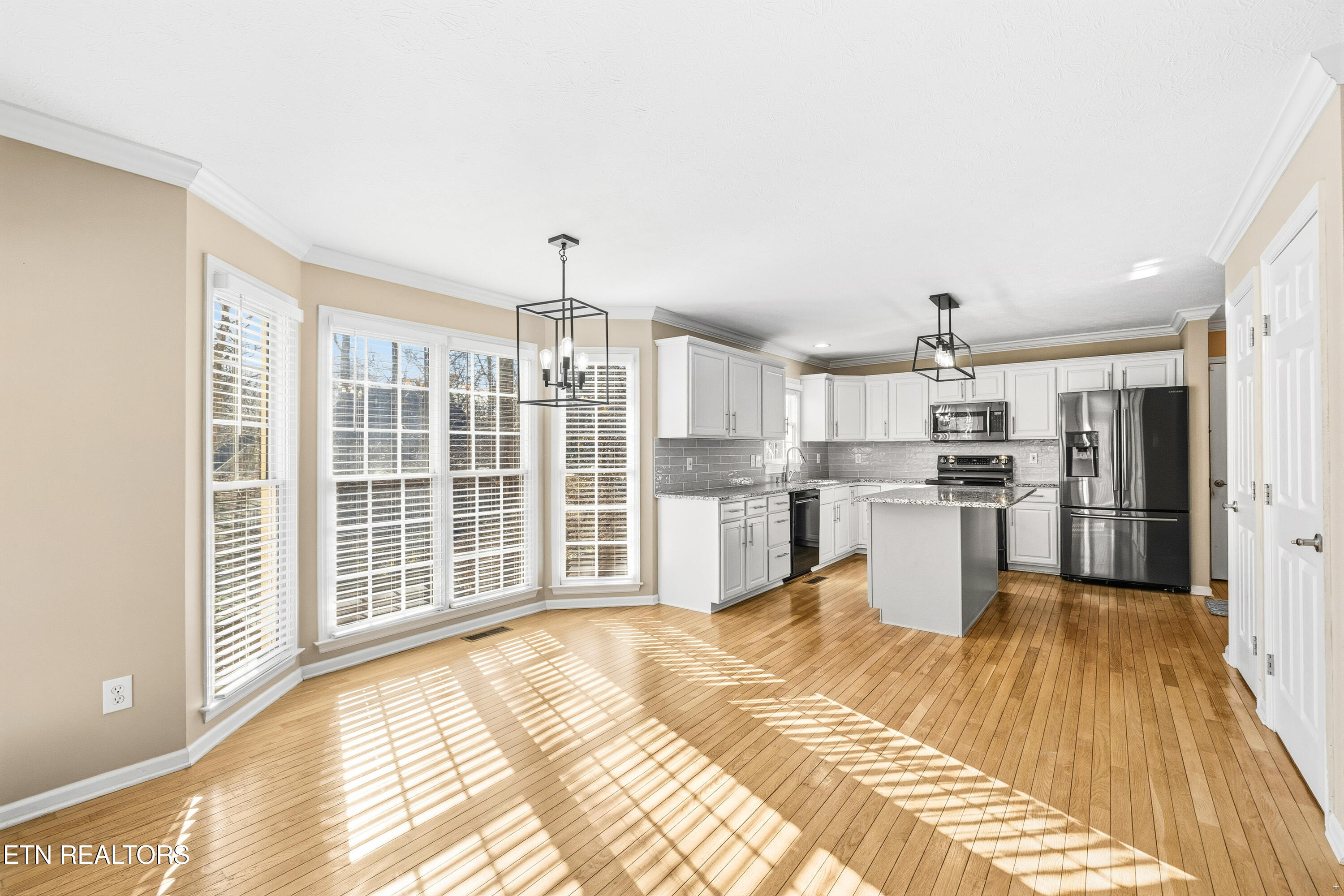 11900 Longstreet Place