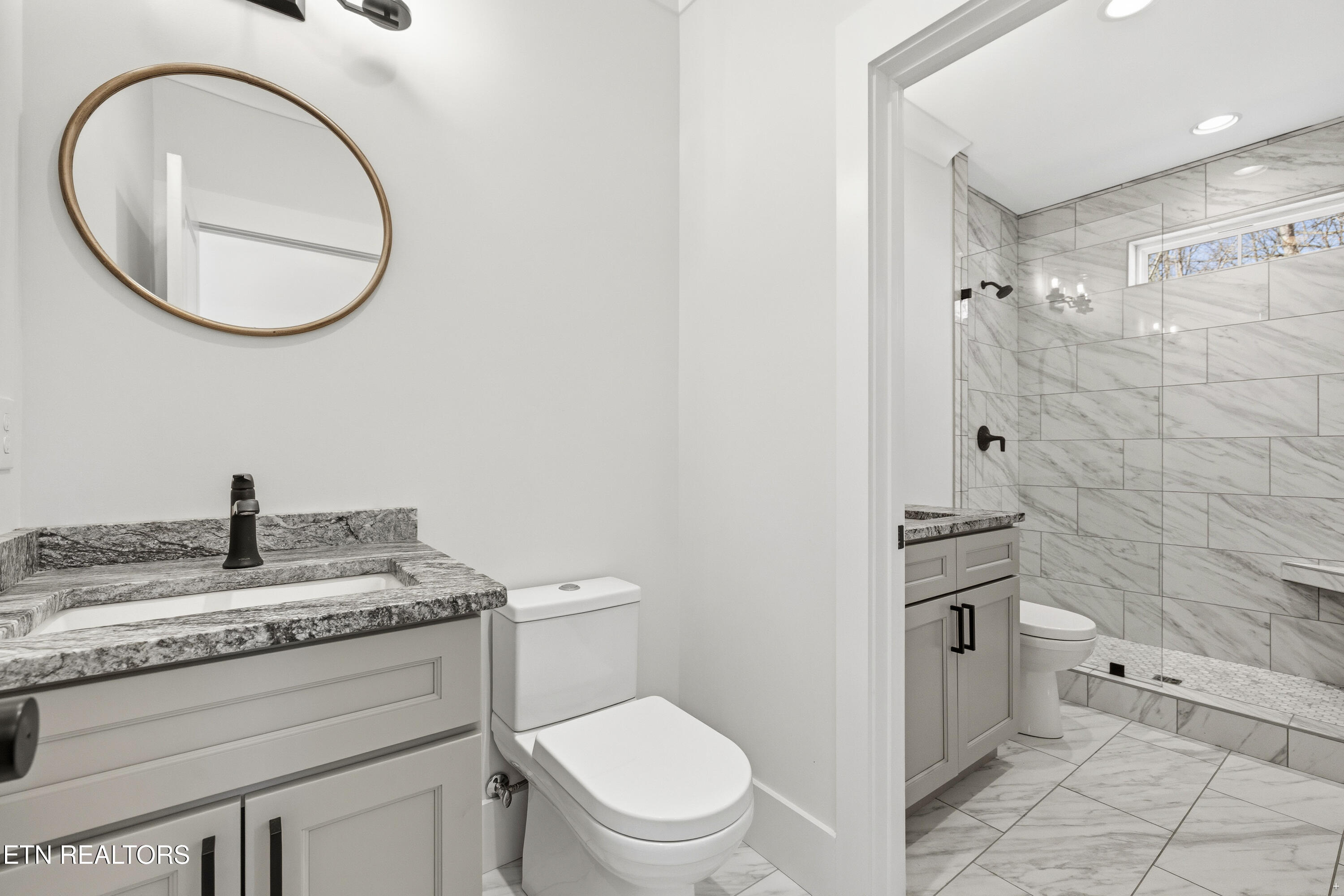 8418 S Northshore Drive