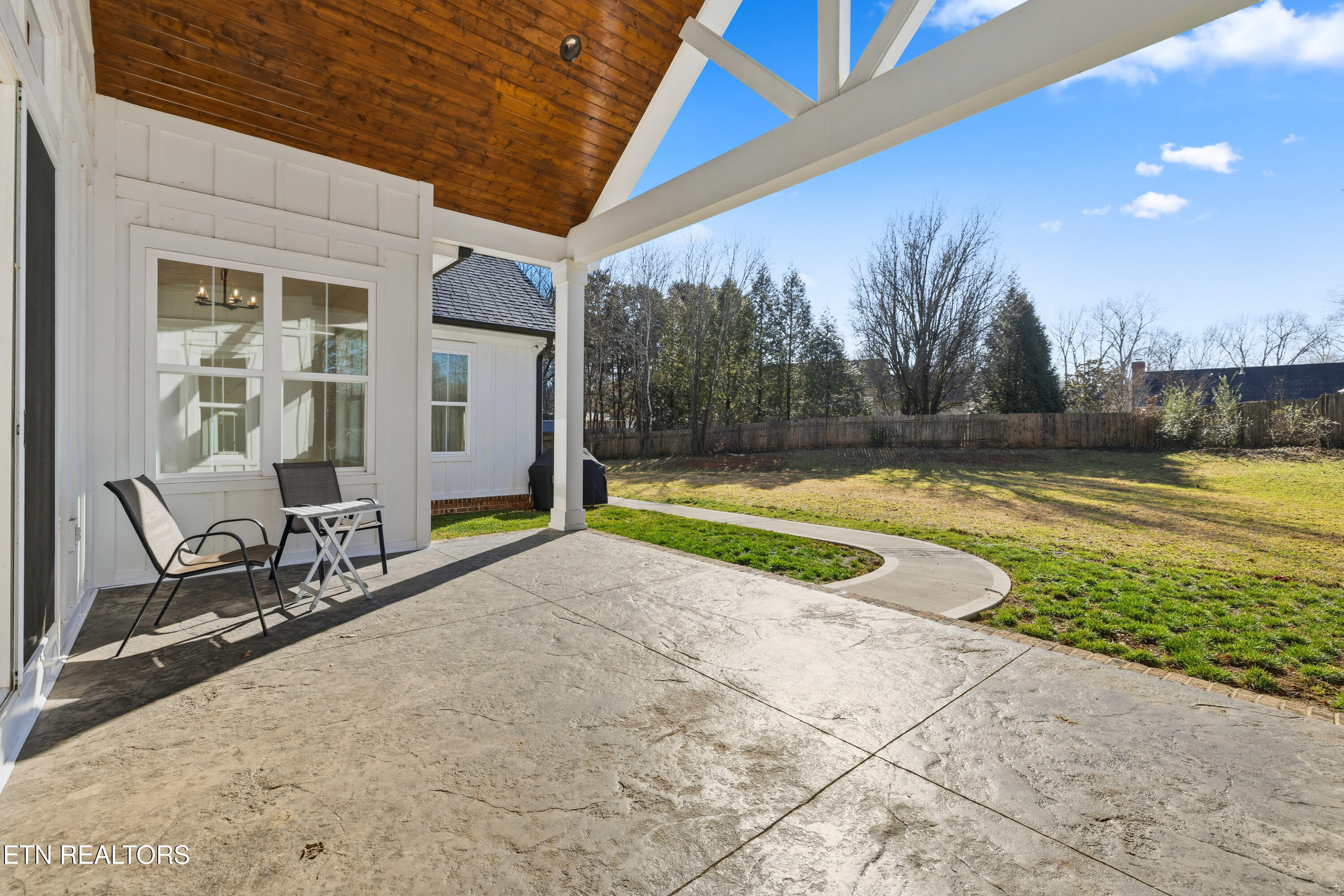 8418 S Northshore Drive