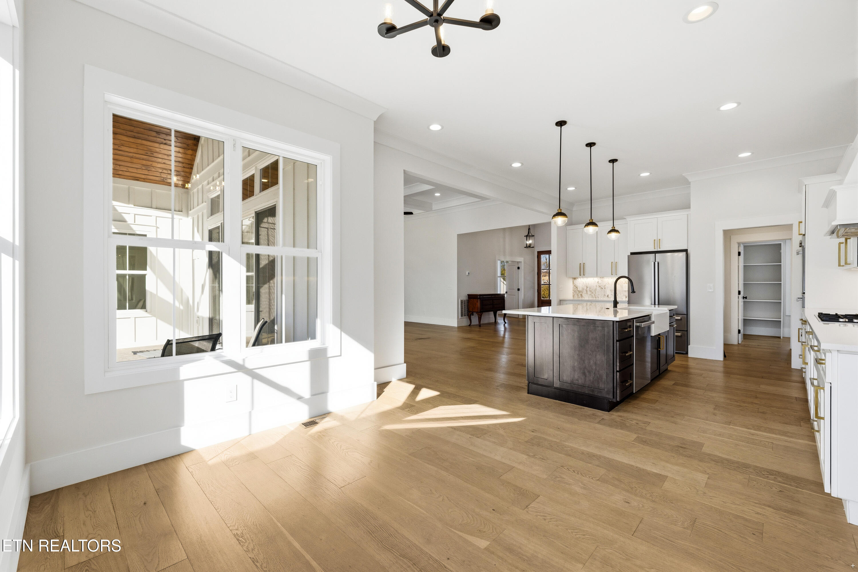 8418 S Northshore Drive